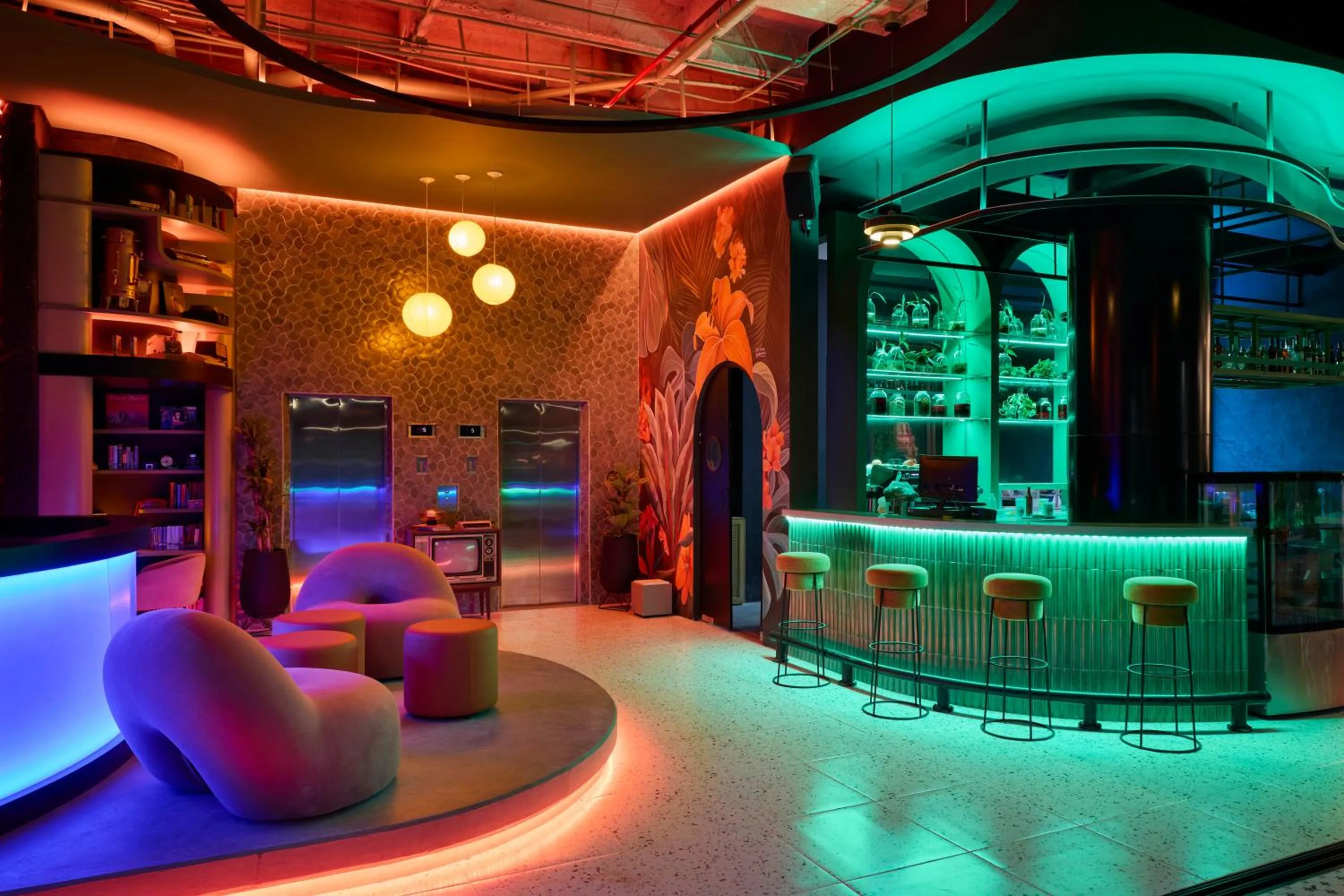 Lounge or bar in Calle Flora Hotel by Jalo