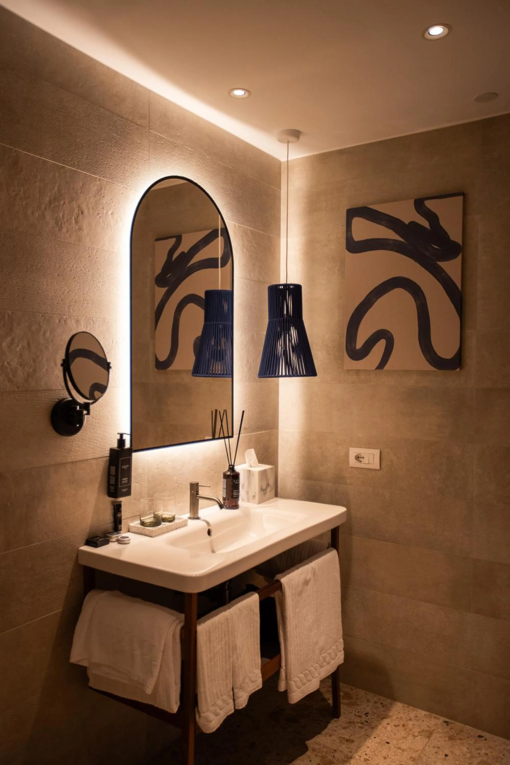 Bathroom in Cala Ponte, a Tribute Portfolio Hotel