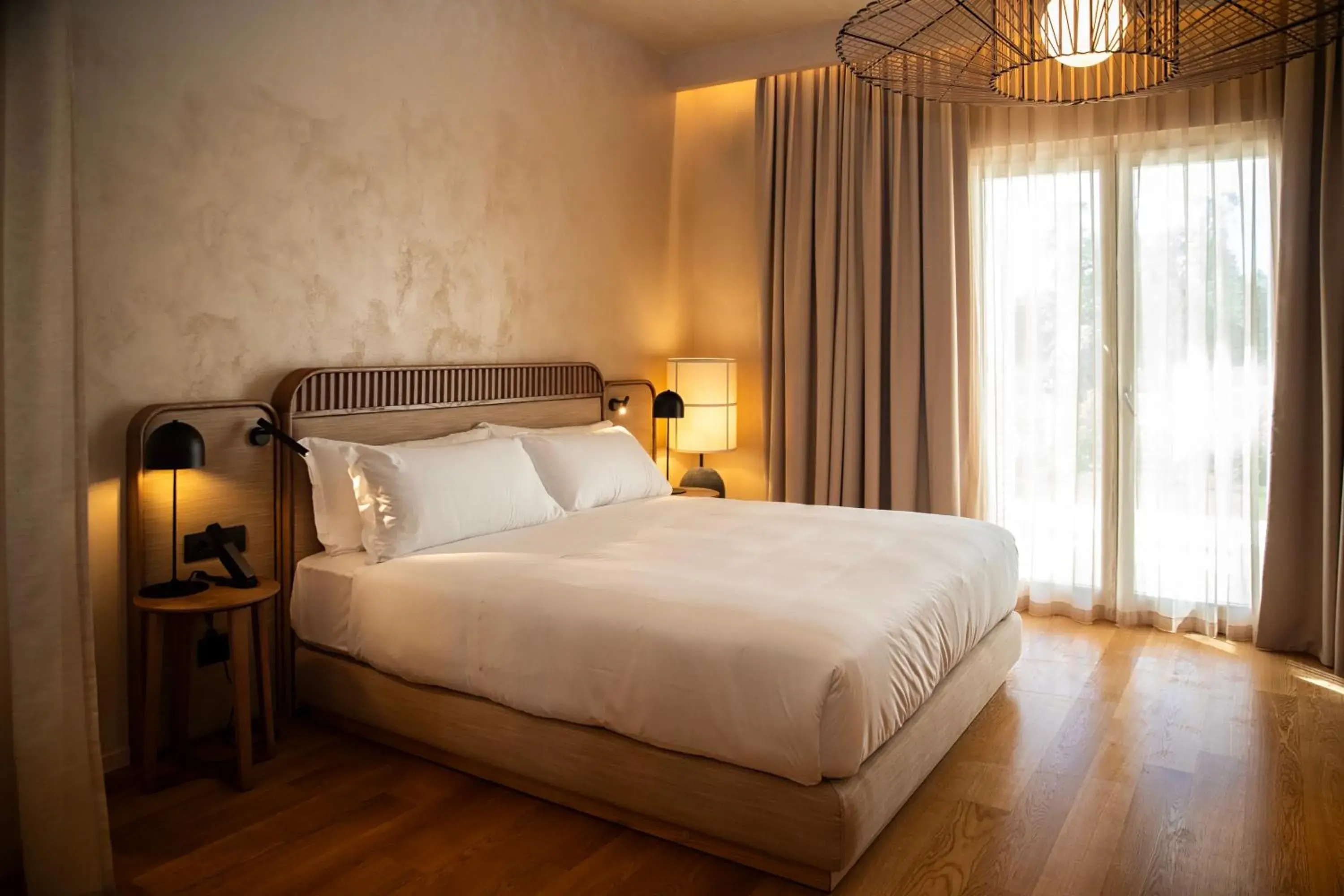 Bedroom, Bed in Cala Ponte, a Tribute Portfolio Hotel Bedroom, Bed in Cala Ponte, a Tribute Portfolio Hotel