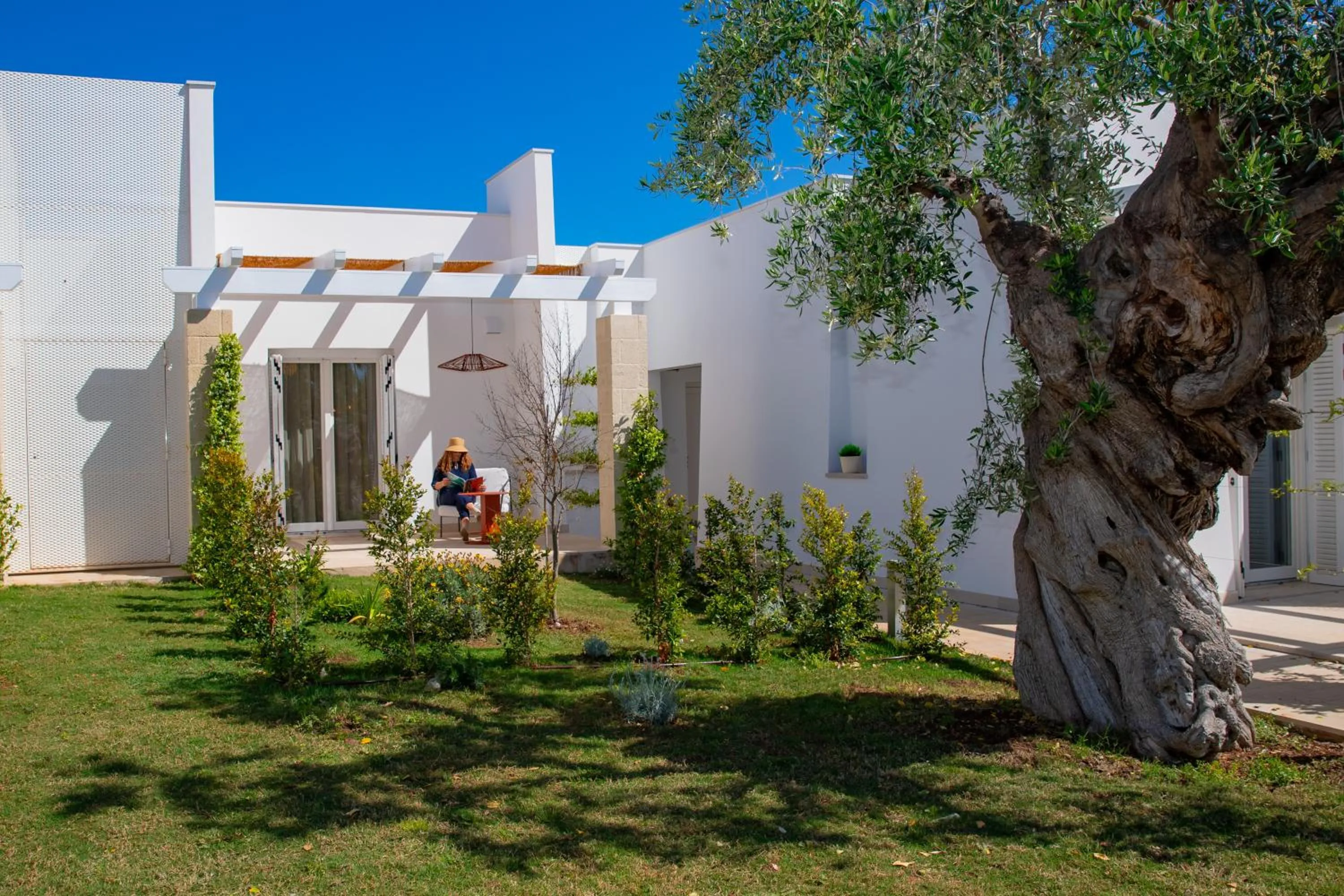 Garden in Cala Ponte, a Tribute Portfolio Hotel