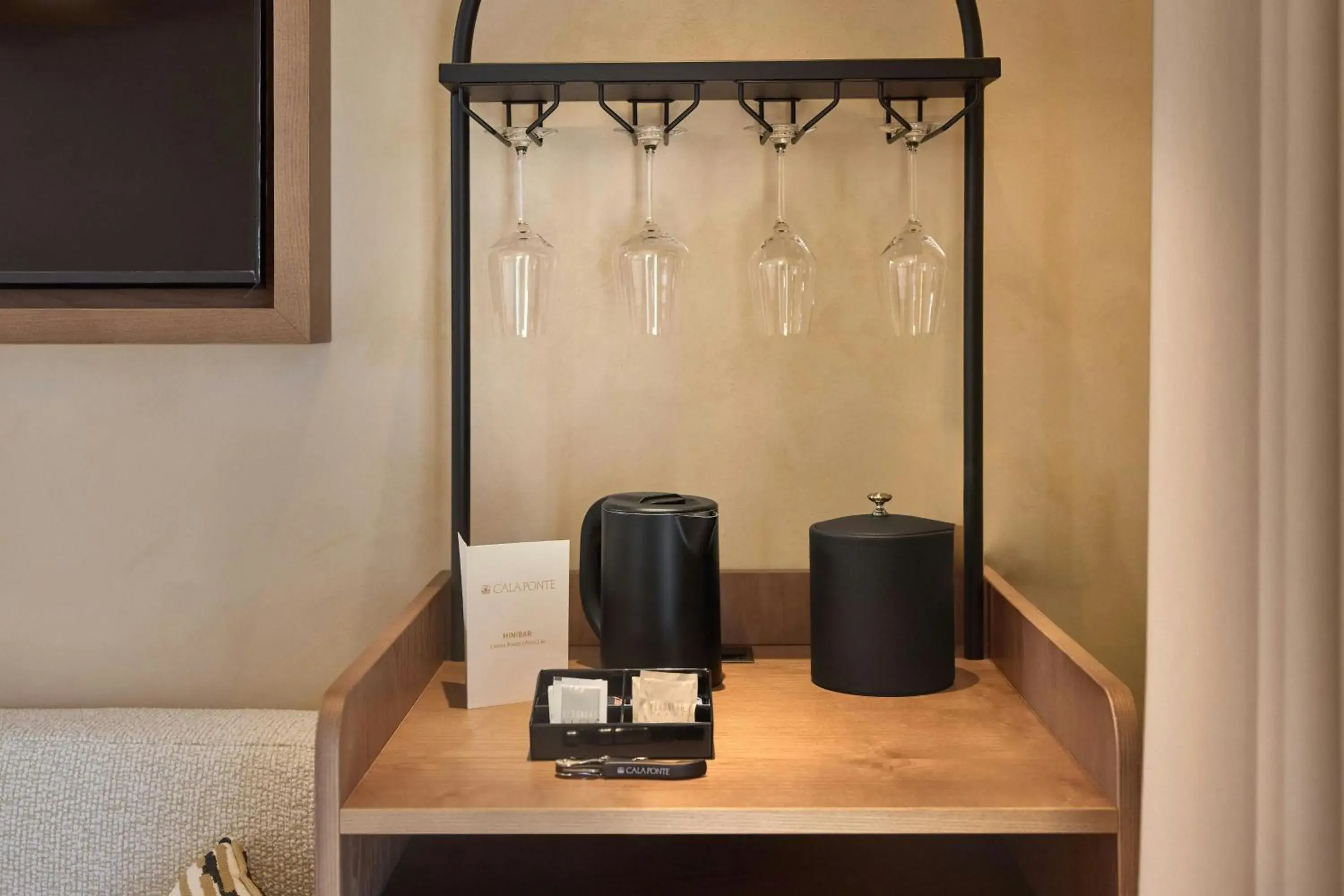 Lounge or bar in Cala Ponte, a Tribute Portfolio Hotel Lounge or bar in Cala Ponte, a Tribute Portfolio Hotel