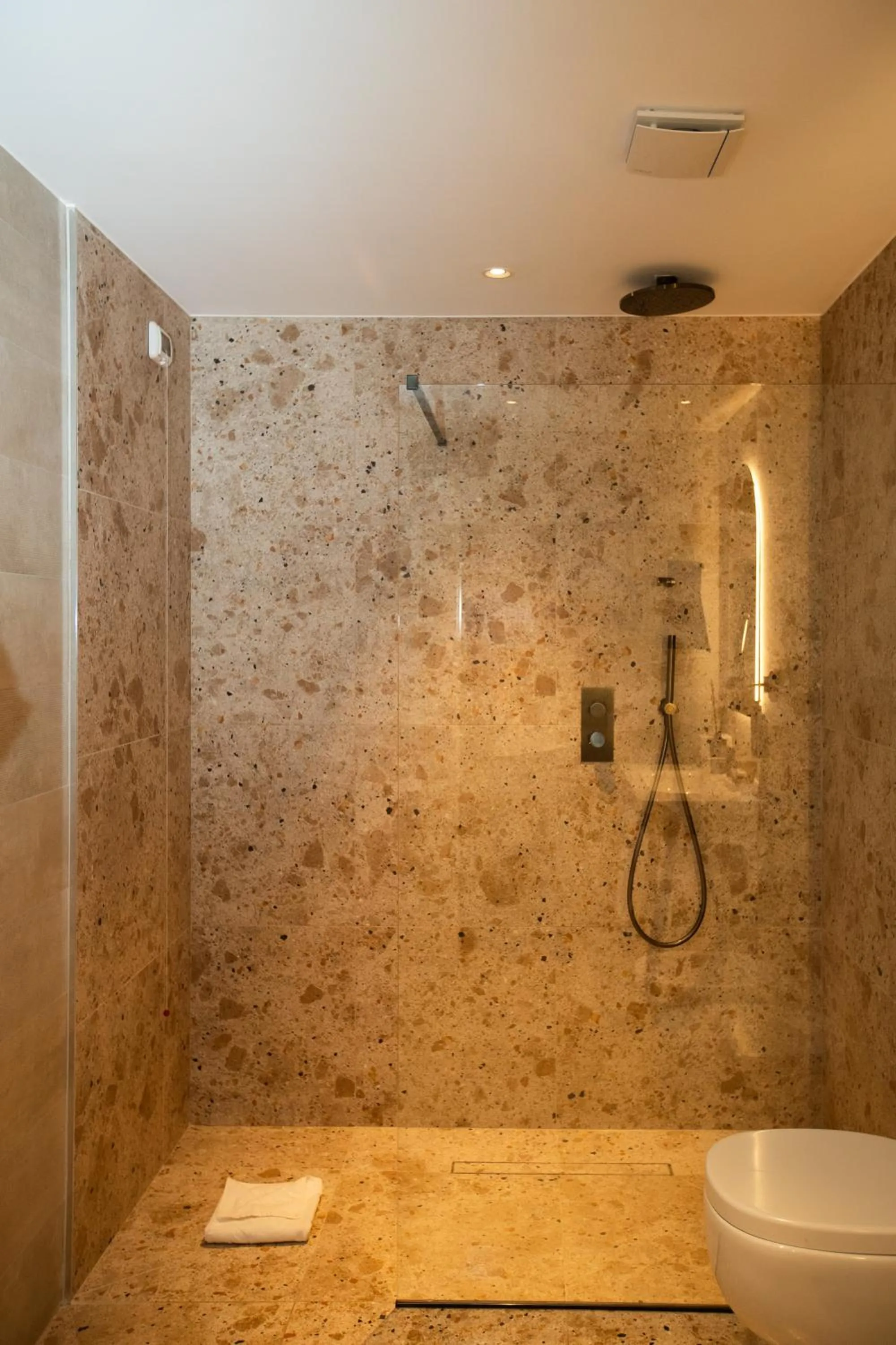 Shower in Cala Ponte, a Tribute Portfolio Hotel