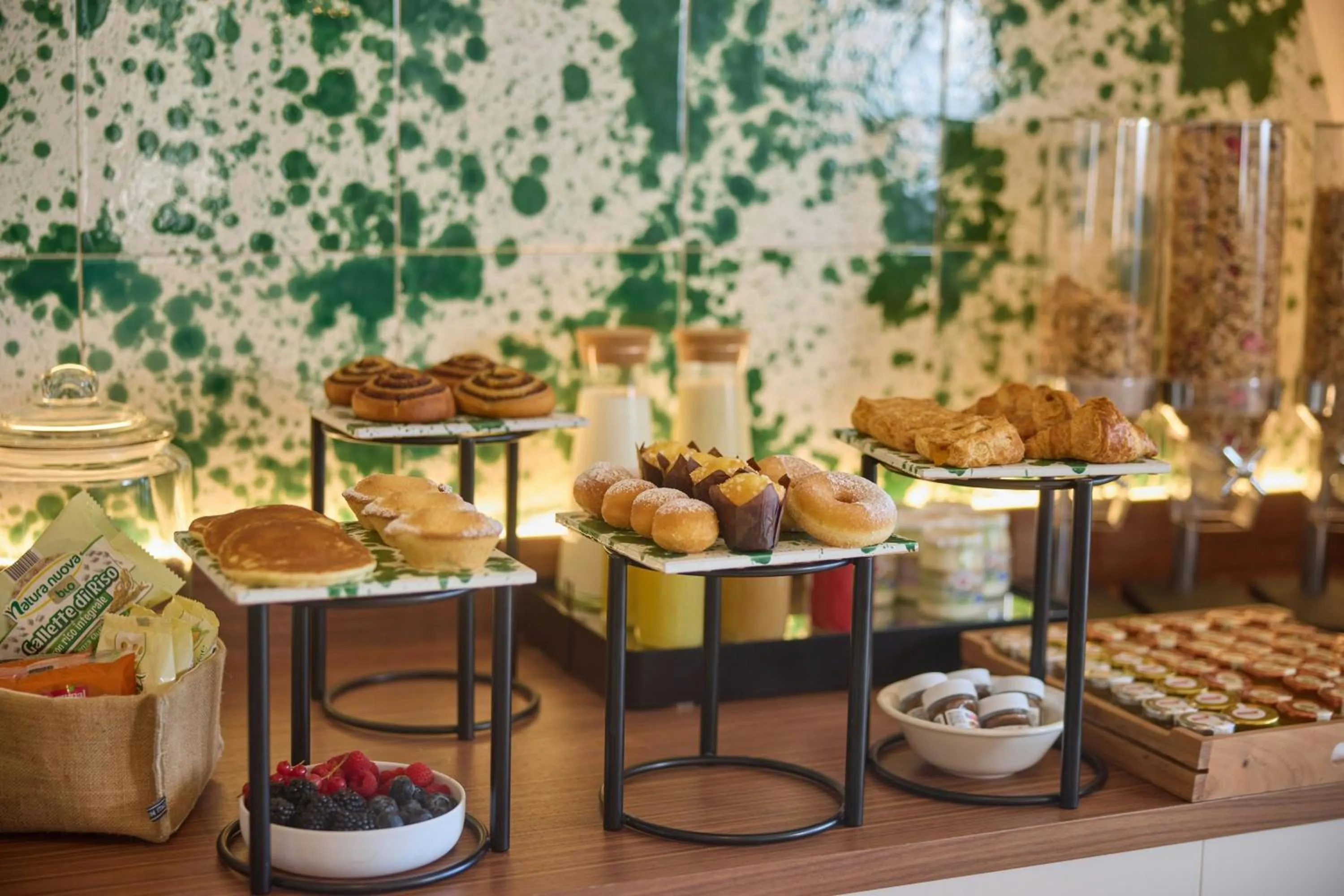 Breakfast in Cala Ponte, a Tribute Portfolio Hotel