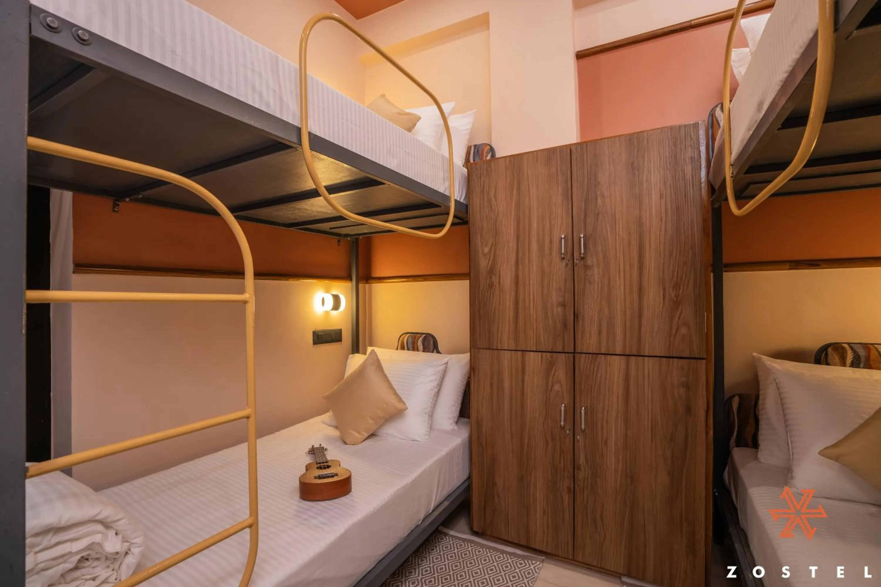 Bed in Zostel Indore