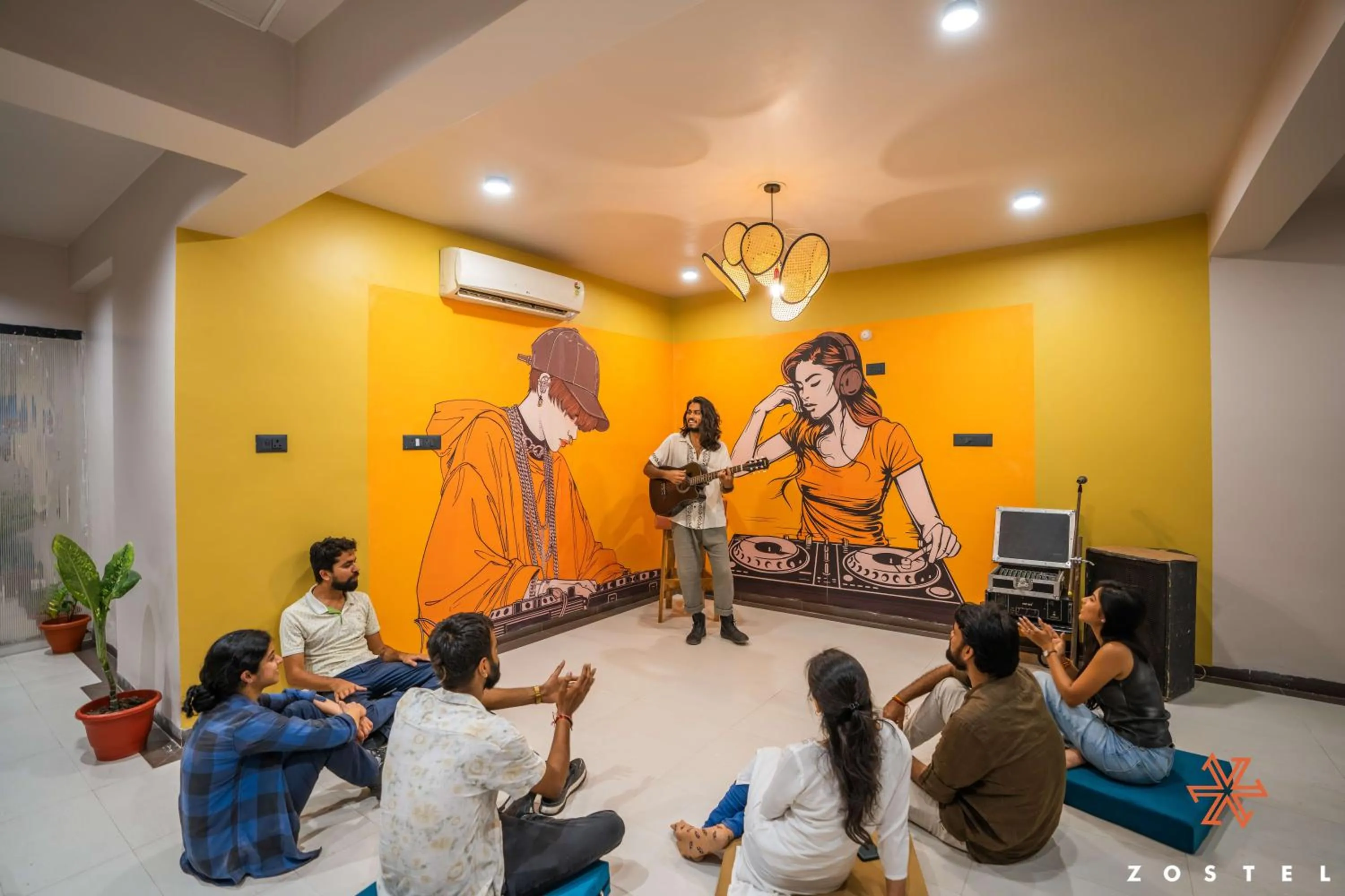 People in Zostel Indore