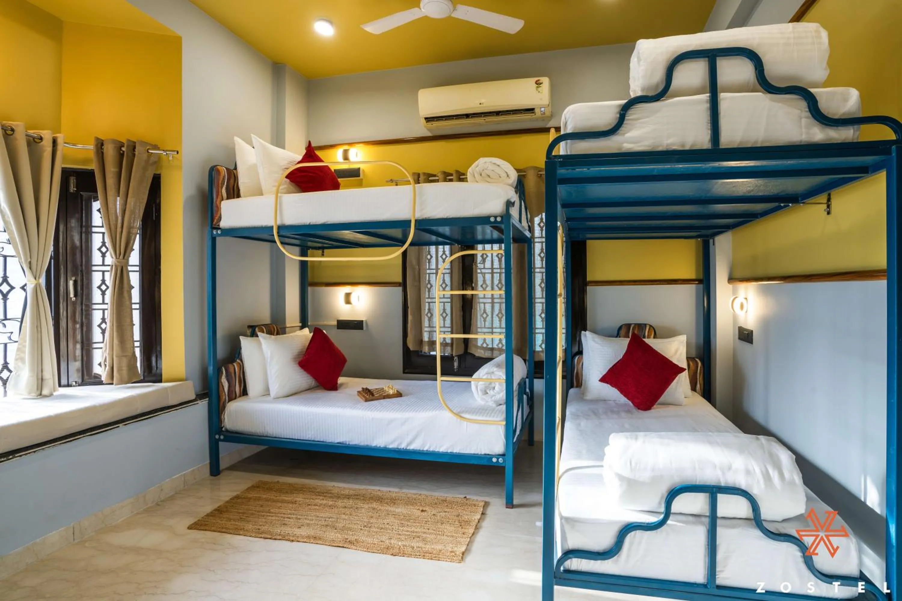Bed in Zostel Indore