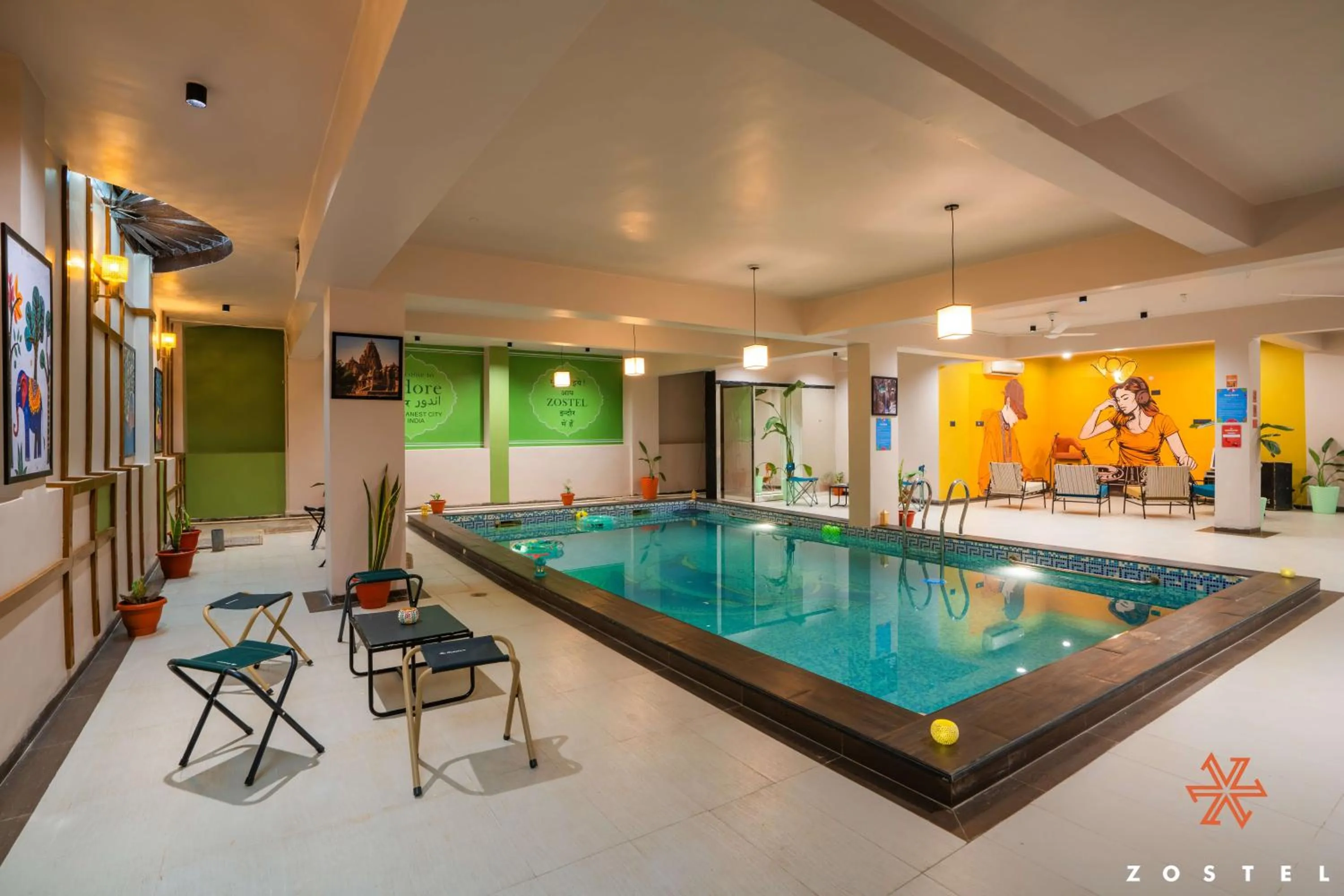 Swimming pool in Zostel Indore