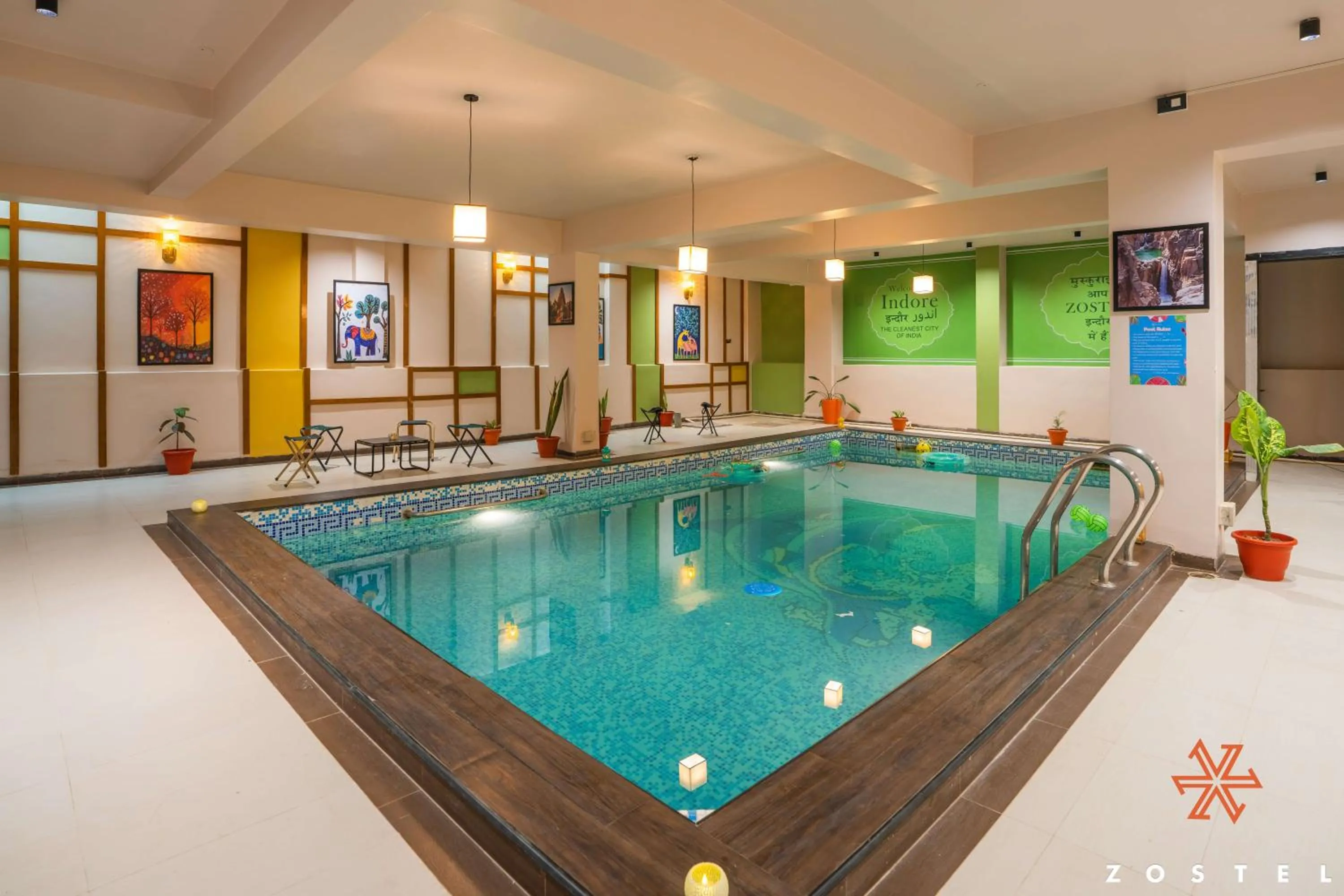 Swimming pool in Zostel Indore