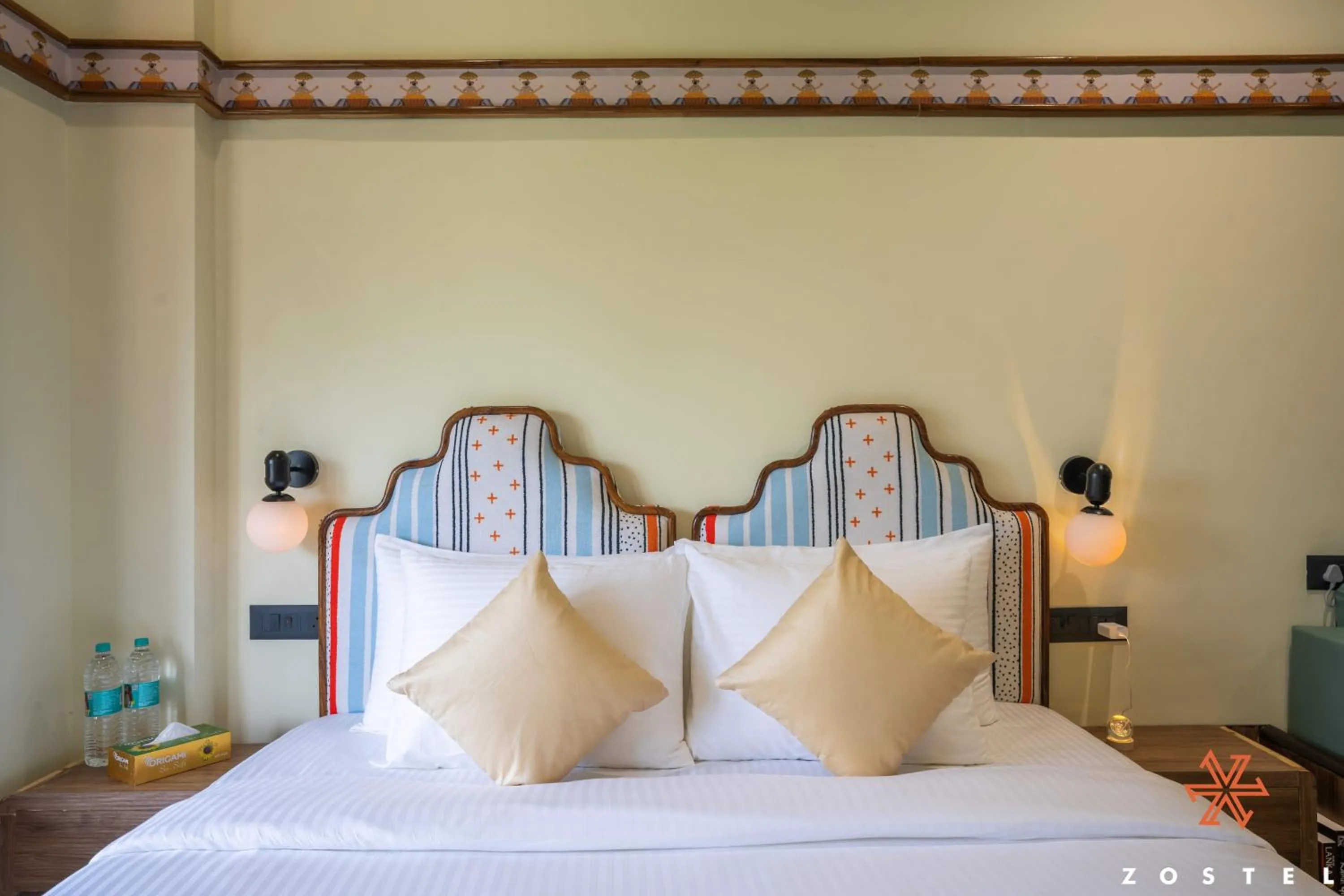 Bed in Zostel Indore