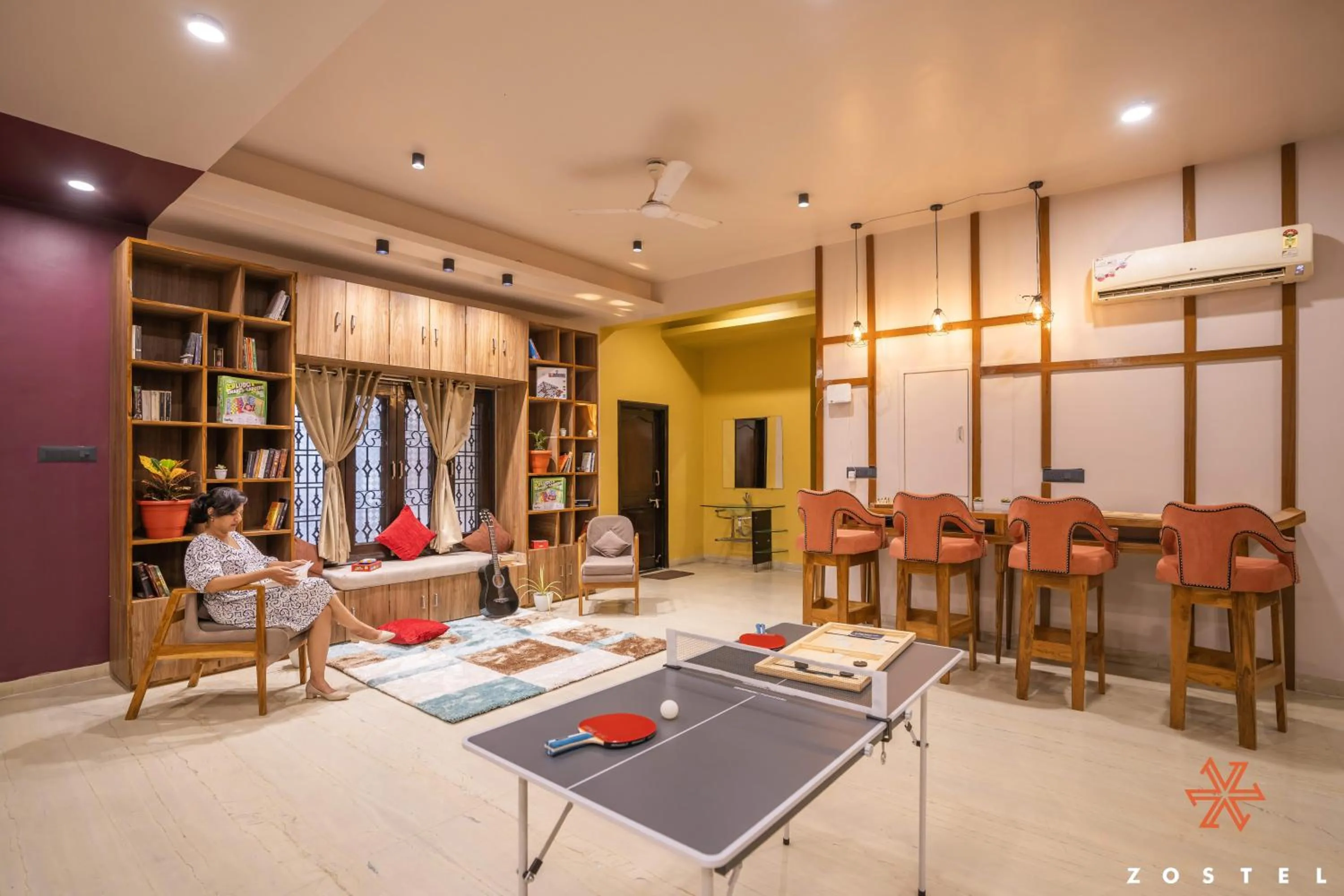 Living room in Zostel Indore