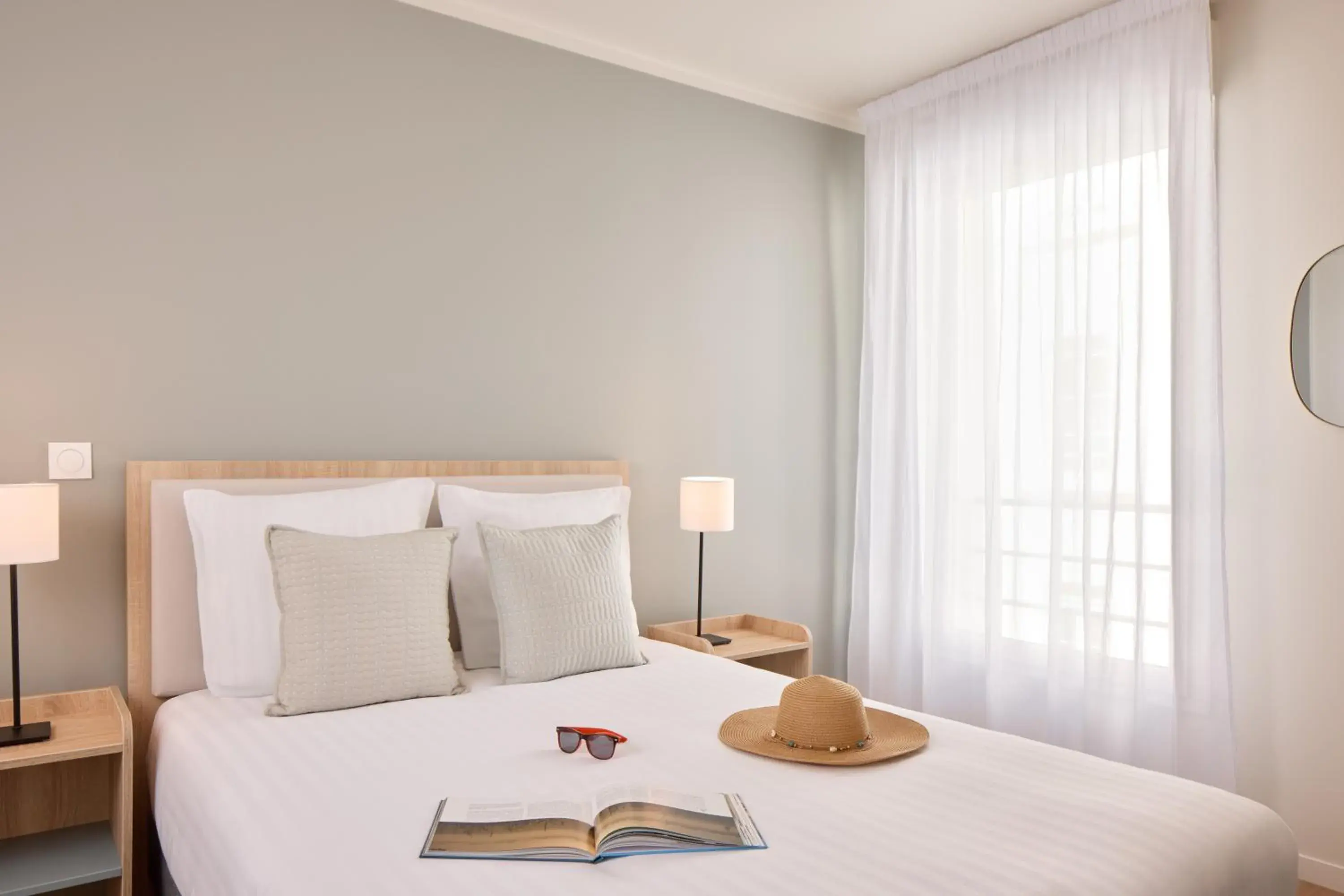 One Bedroom Apartment in Quality Aparthotel Cherbourg One Bedroom Apartment in Quality Aparthotel Cherbourg