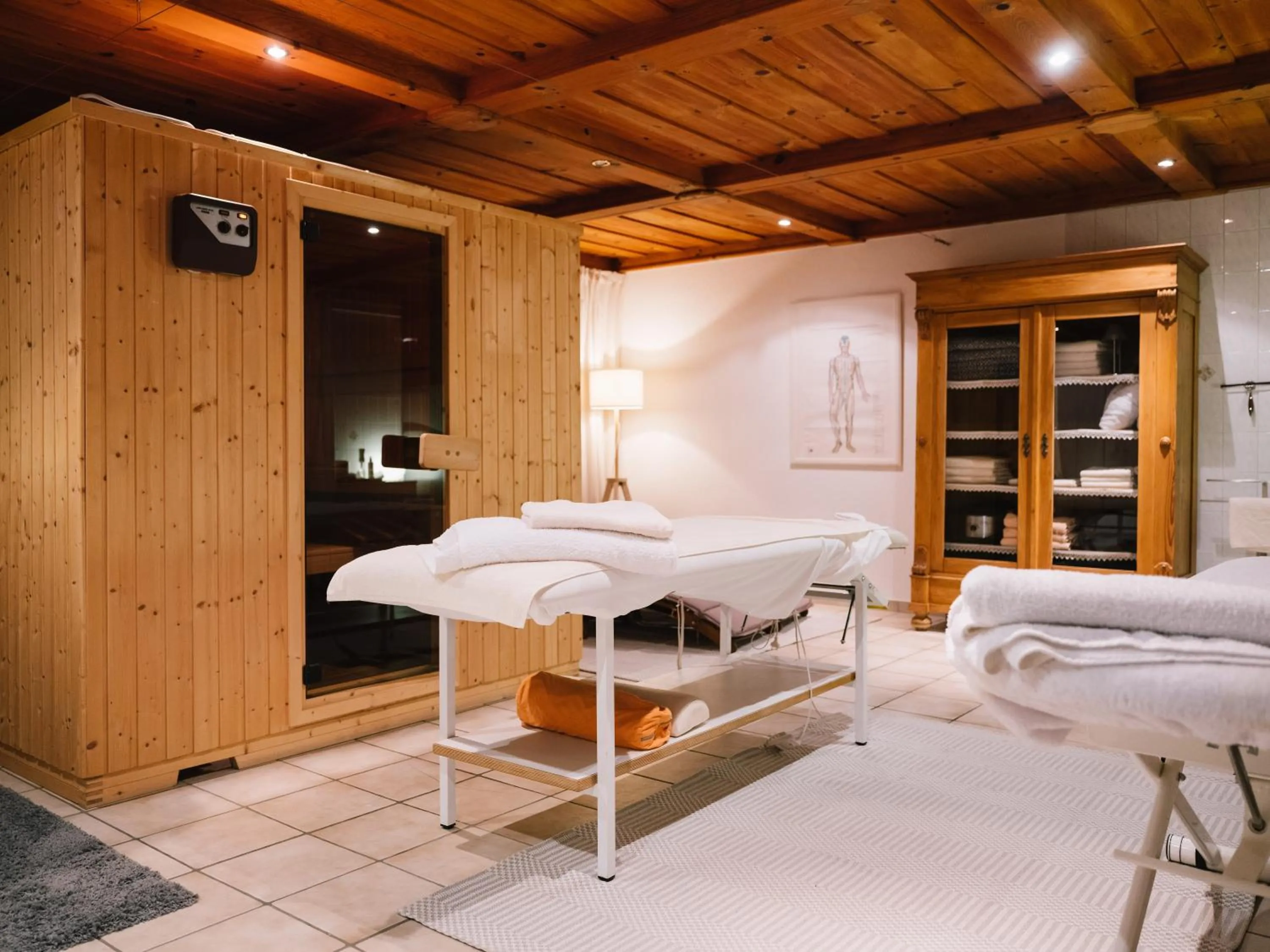Sauna, Bed in Landhaus Weber