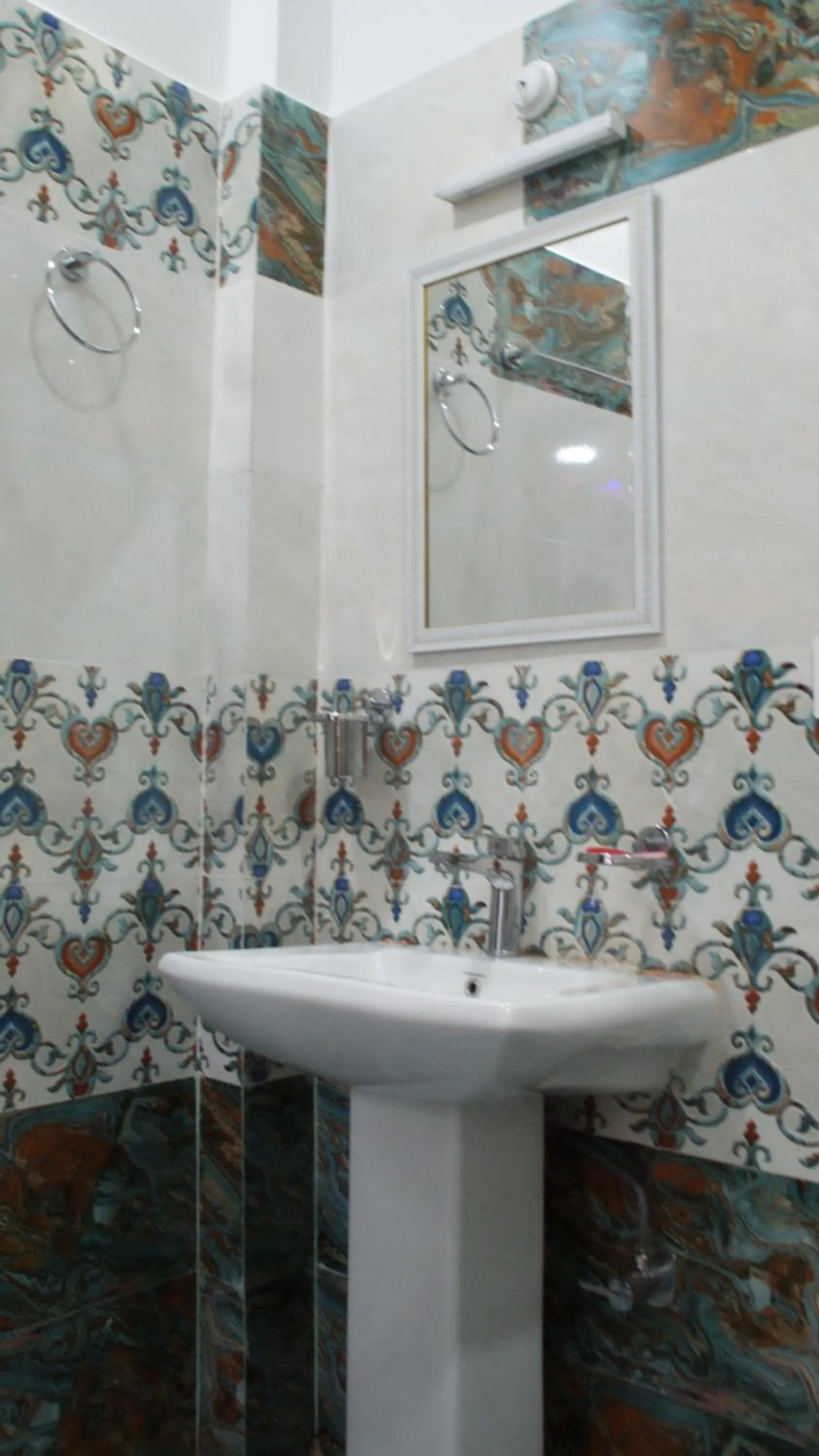 Manimahesh Home Stay