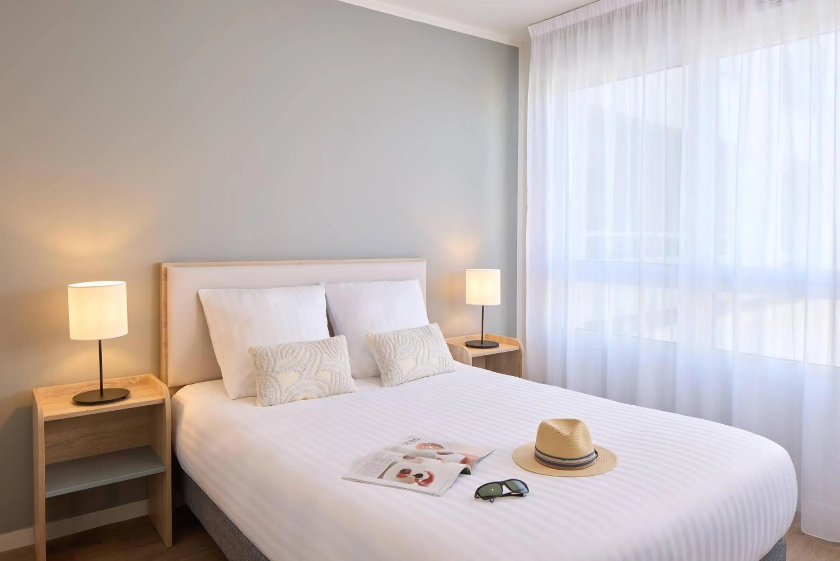 Bedroom, Bed in Quality Aparthotel Saumur