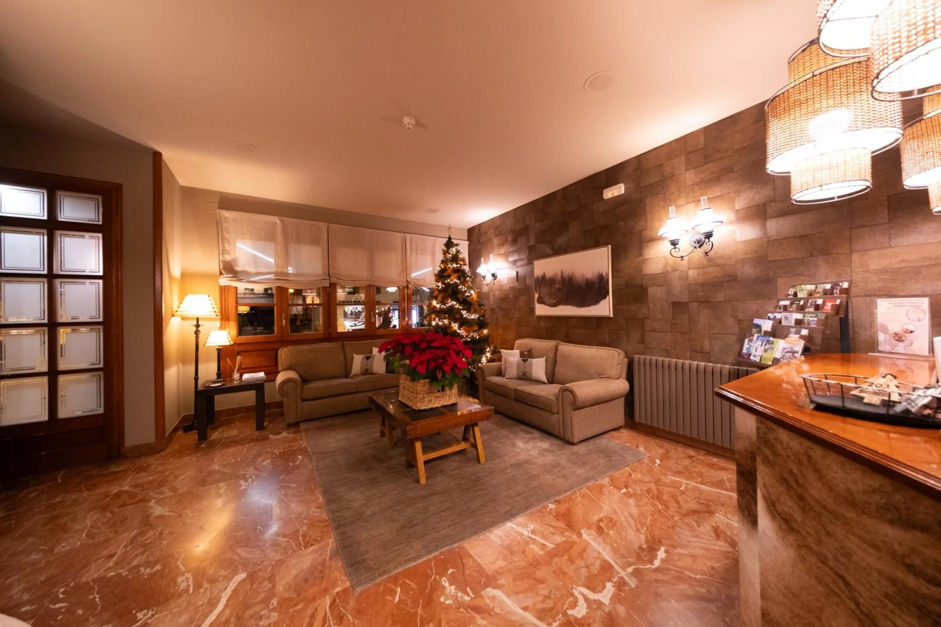 Lobby or reception in Hotel Fonfreda