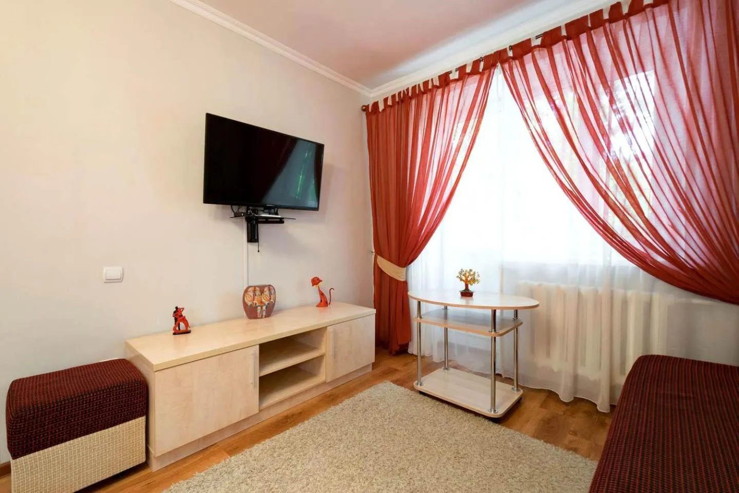 TV and multimedia in Nadezhda Apartments on Abay Avenue 59
