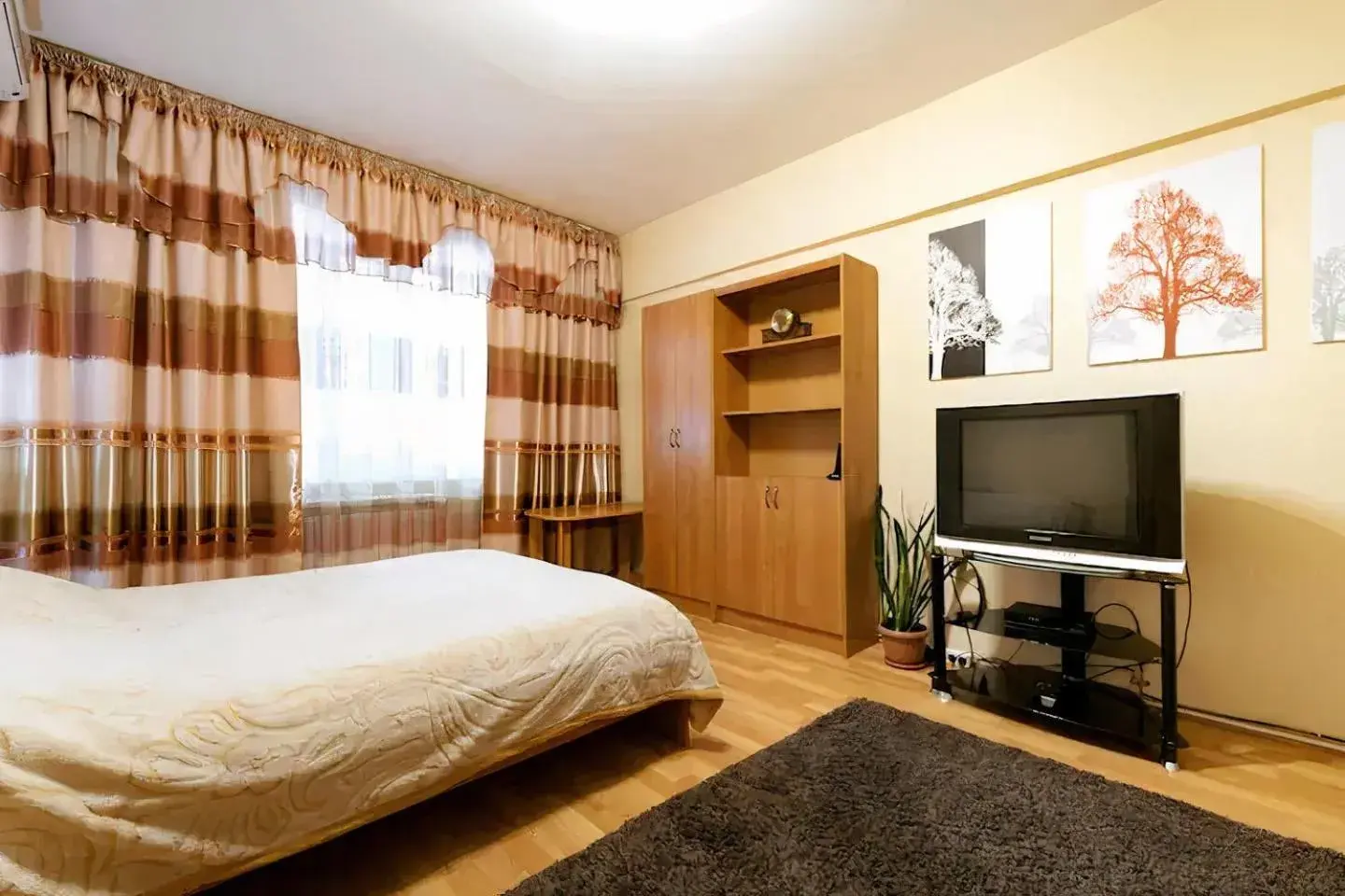Nadezhda Apartments on Zhibek Zholy Avenue 33 Nadezhda Apartments on Zhibek Zholy Avenue 33
