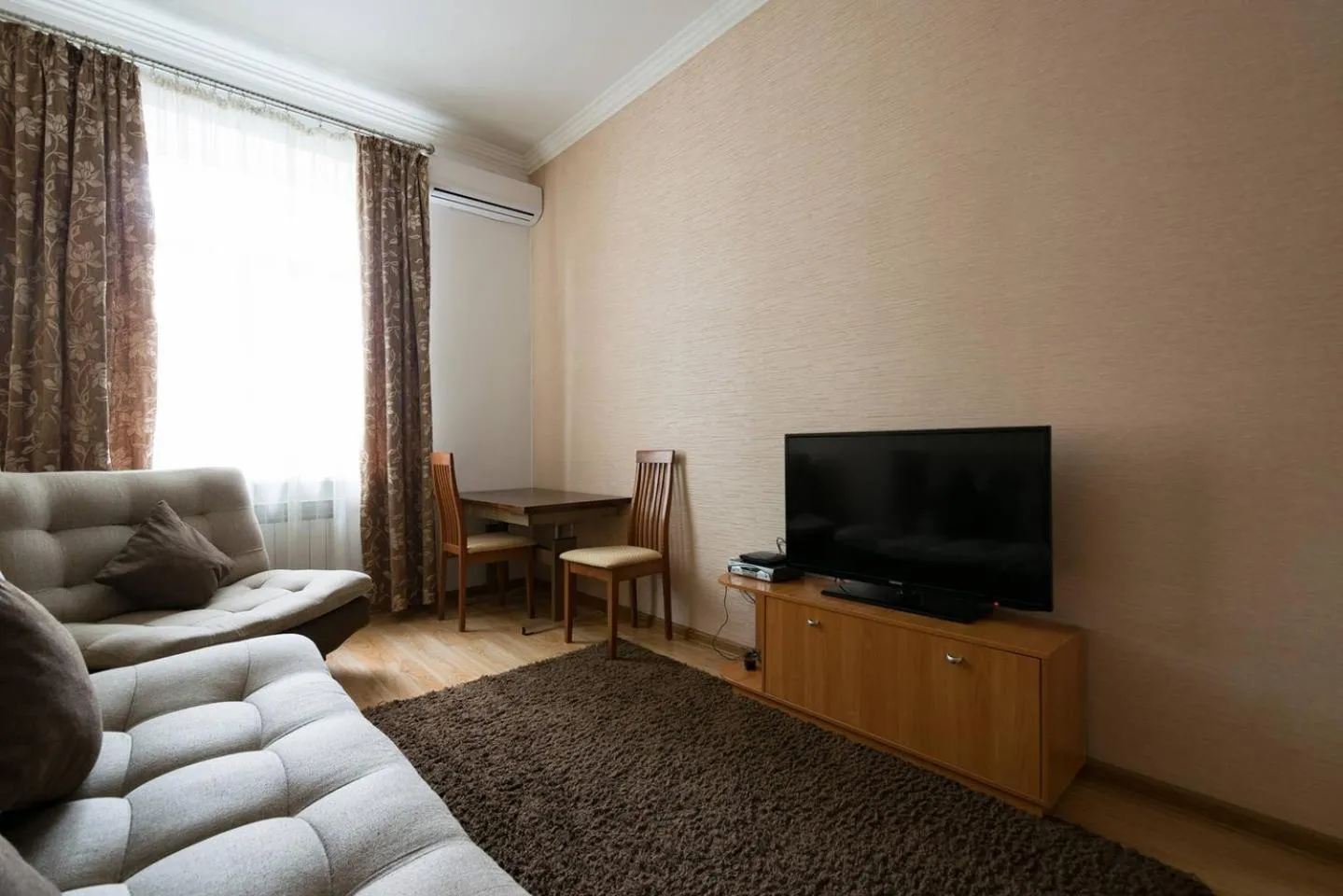 Nadezhda Apartments on Jeltoksan 103