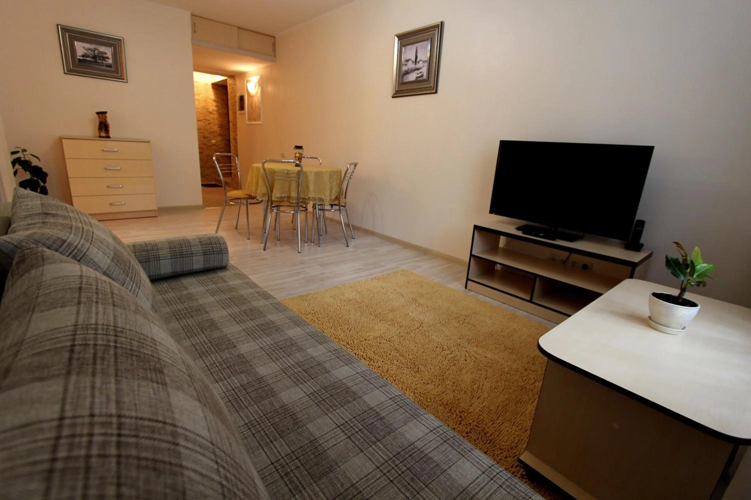 Nadezhda Apartments on the Nauryzbai Batyr 63
