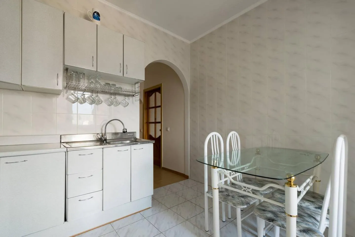 Nadezhda Apartments in Samal, mountain-view