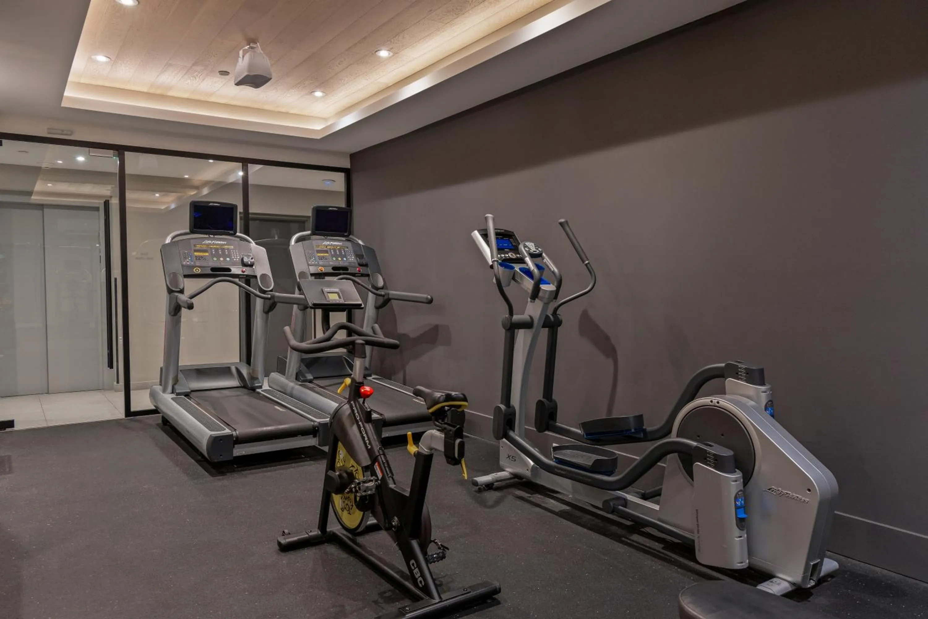 Fitness centre/facilities in Sosuite at The Onyx - Museum District