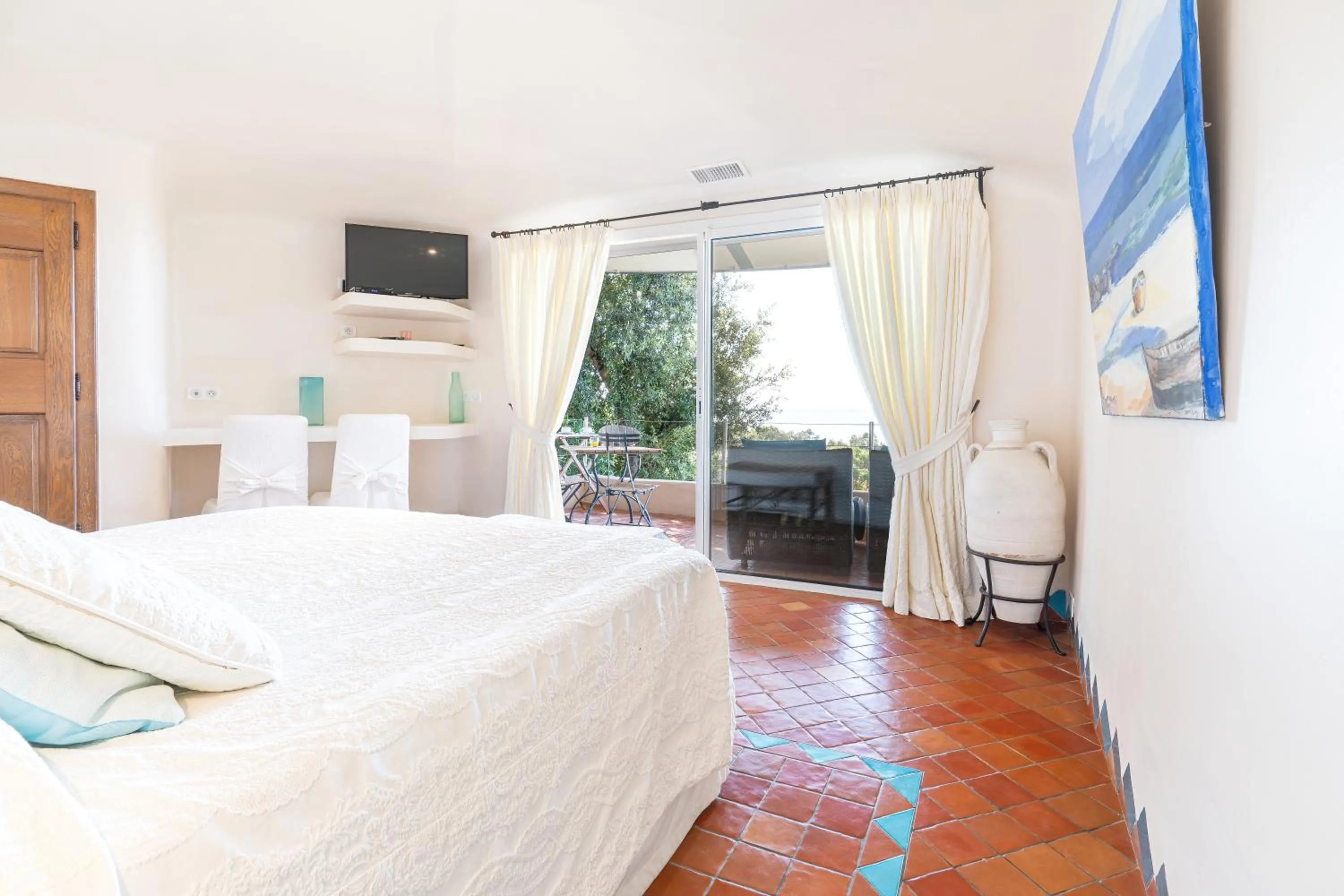 Bed in Hôtel Marina di cavu