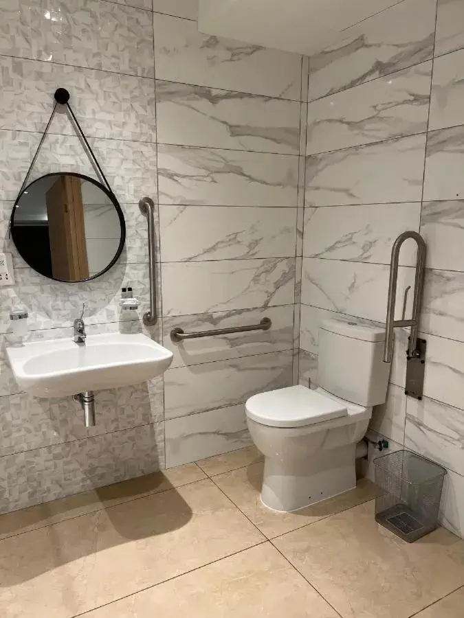 Double or Twin Room - Disability Access in Stay at 9020 Boutique B&B Double or Twin Room - Disability Access in Stay at 9020 Boutique B&B