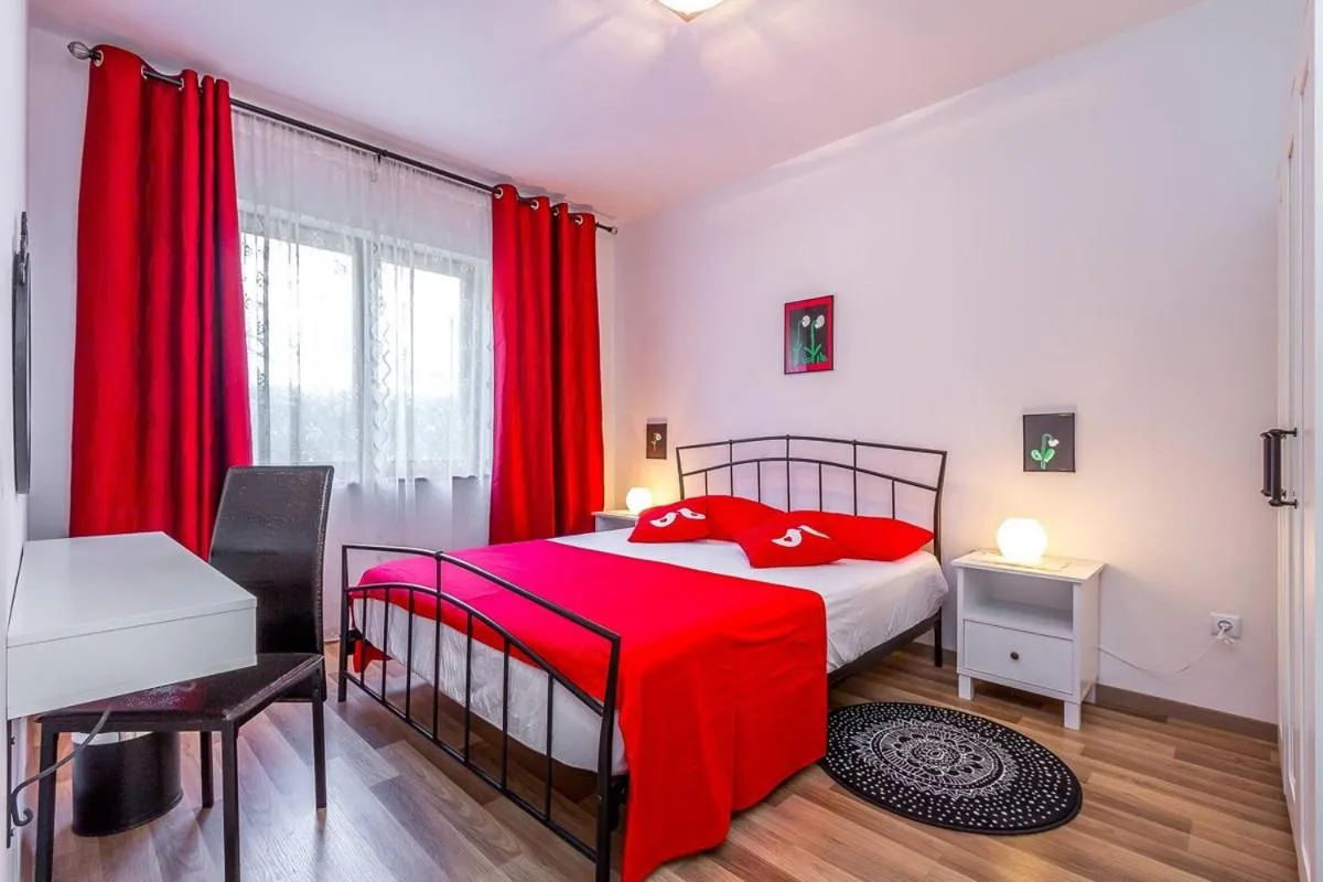 Other, Bed in Apartment Miro