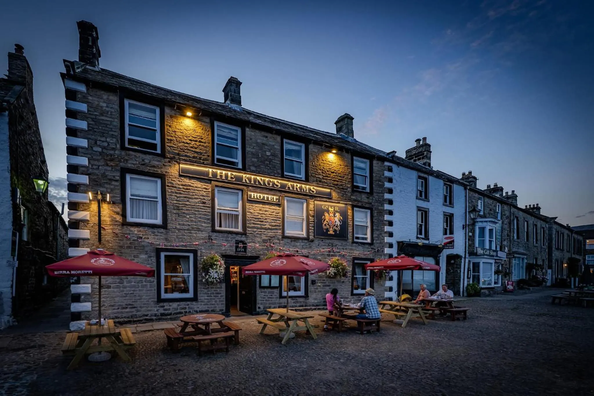 The Kings Arms Hotel