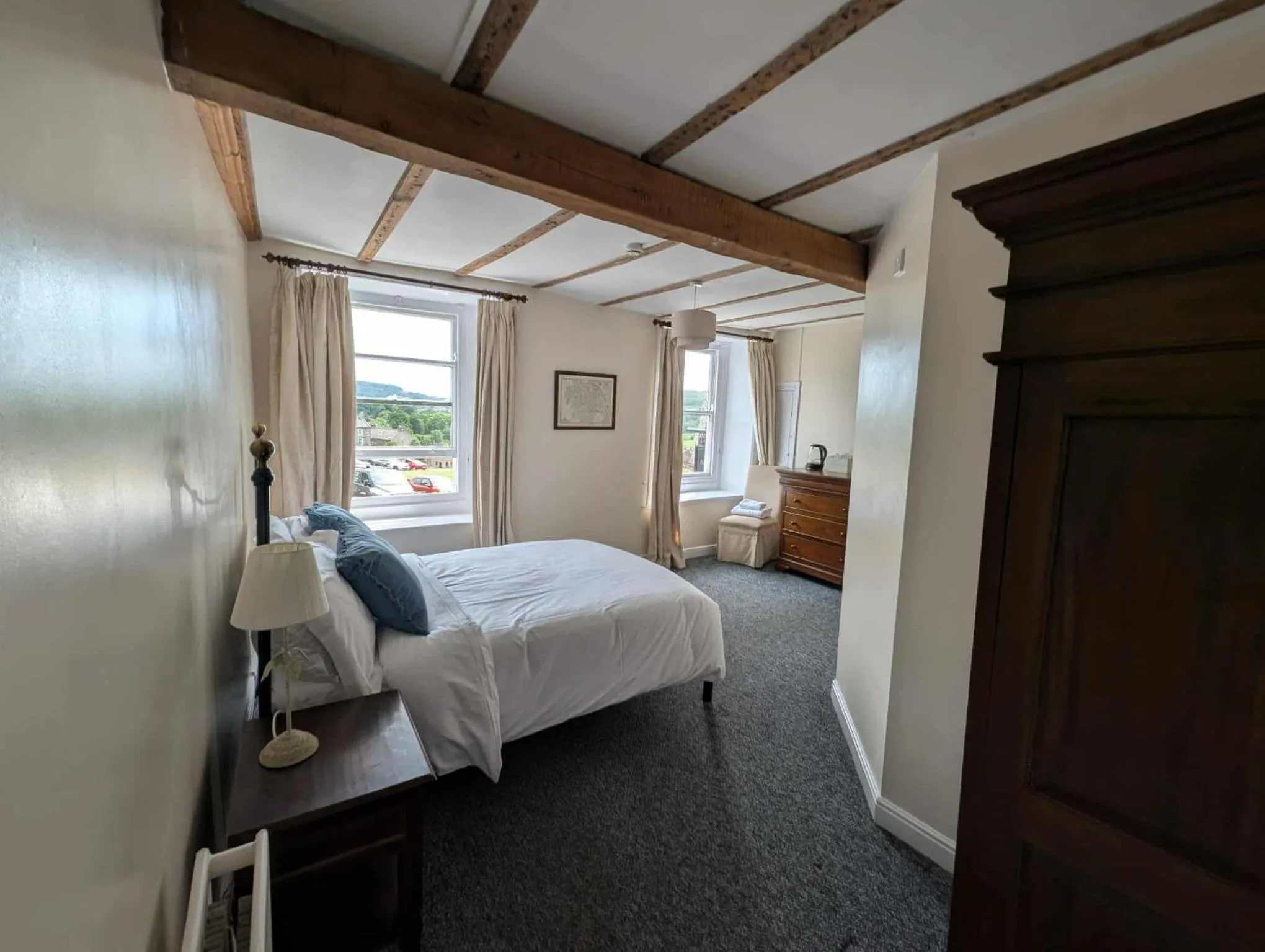 Double Room with Mountain View in The Kings Arms Hotel