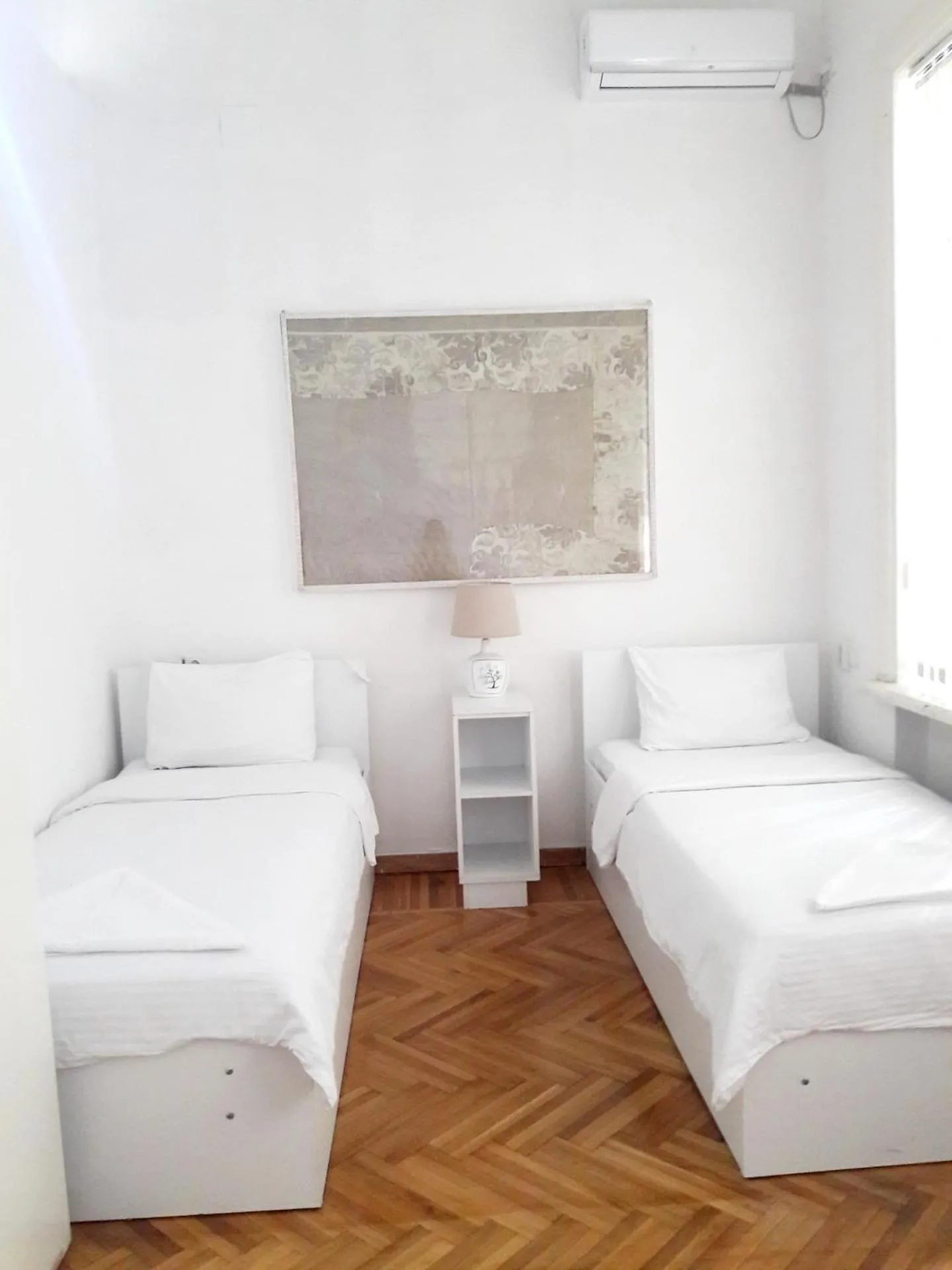 Twin Room with City View in HOTEL VENETO