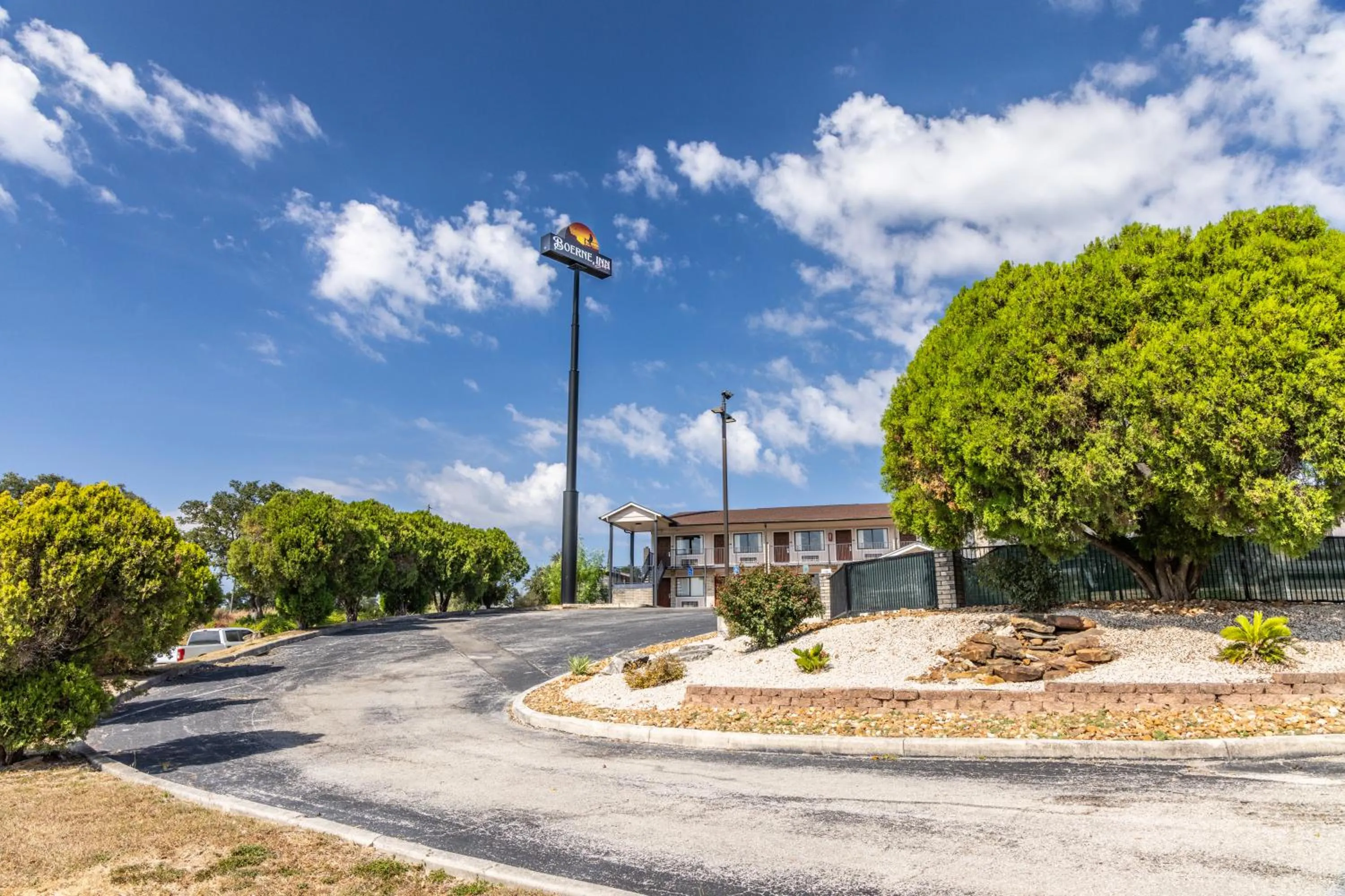 Property building in Boerne Inn and Suites