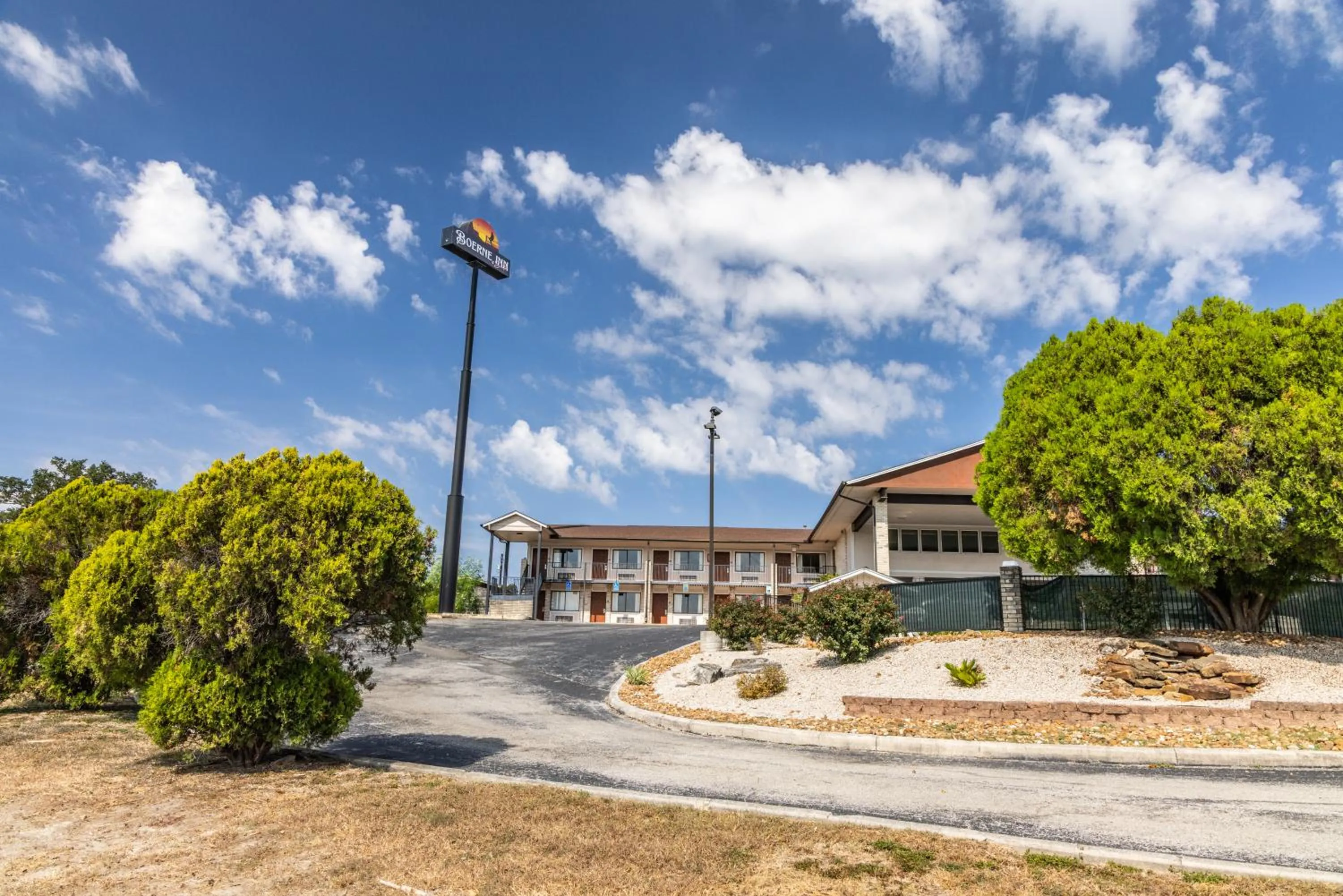 Property building in Boerne Inn and Suites