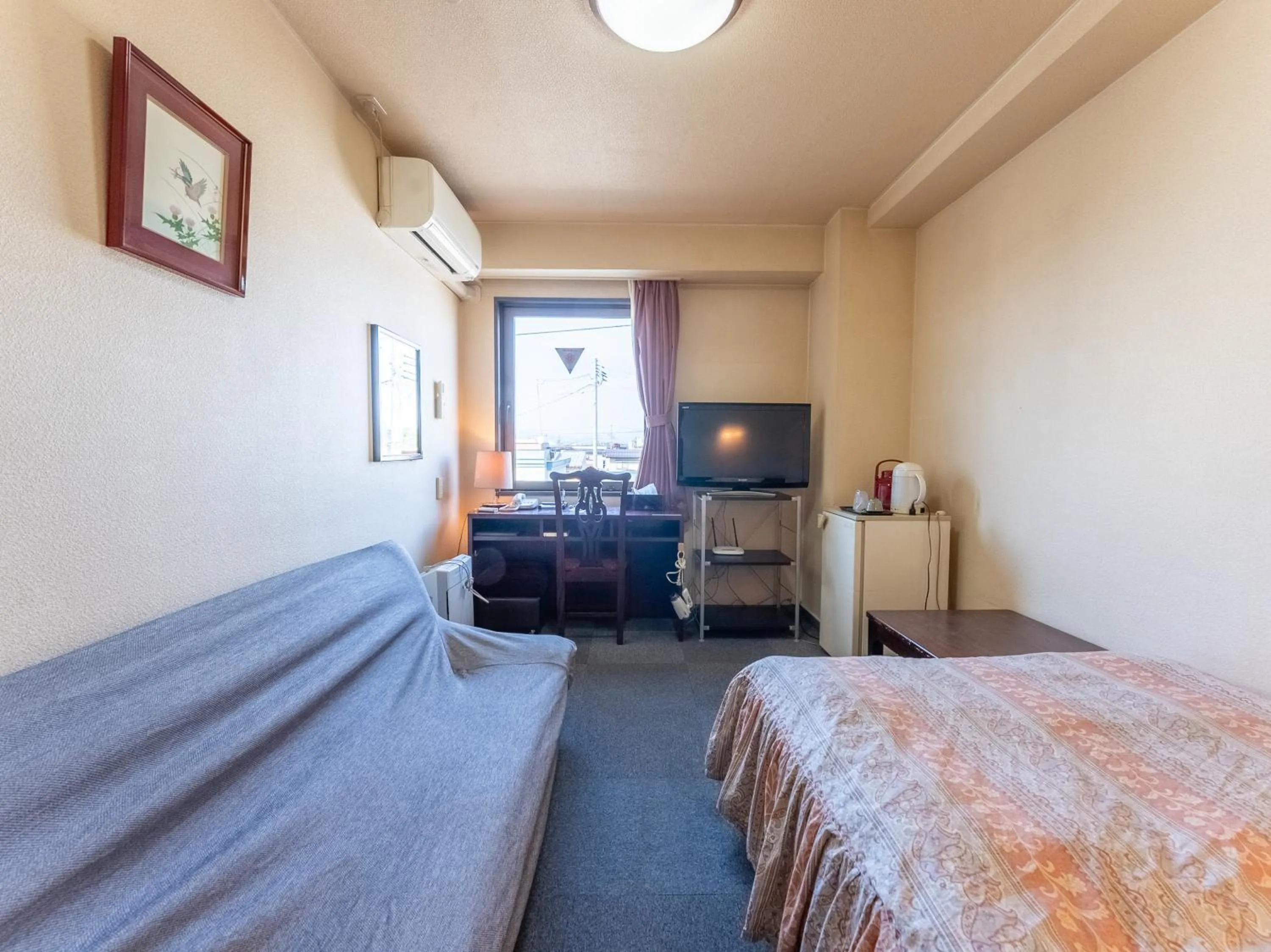 Small Double Room - single occupancy - Smoking in Omagari Empire Hotel