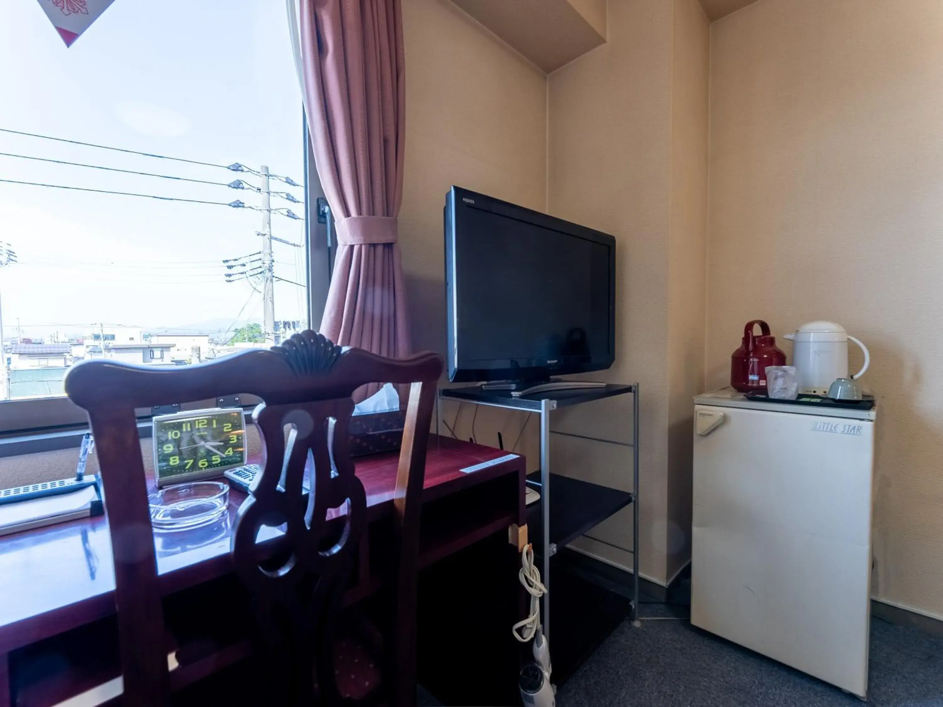 Small Double Room - single occupancy - Smoking in Omagari Empire Hotel Small Double Room - single occupancy - Smoking in Omagari Empire Hotel
