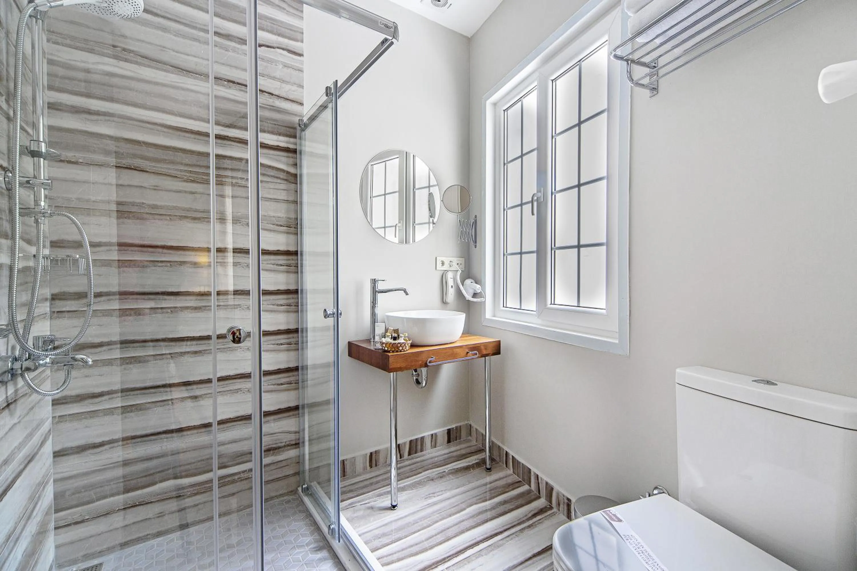 Bathroom in Almina Guest House