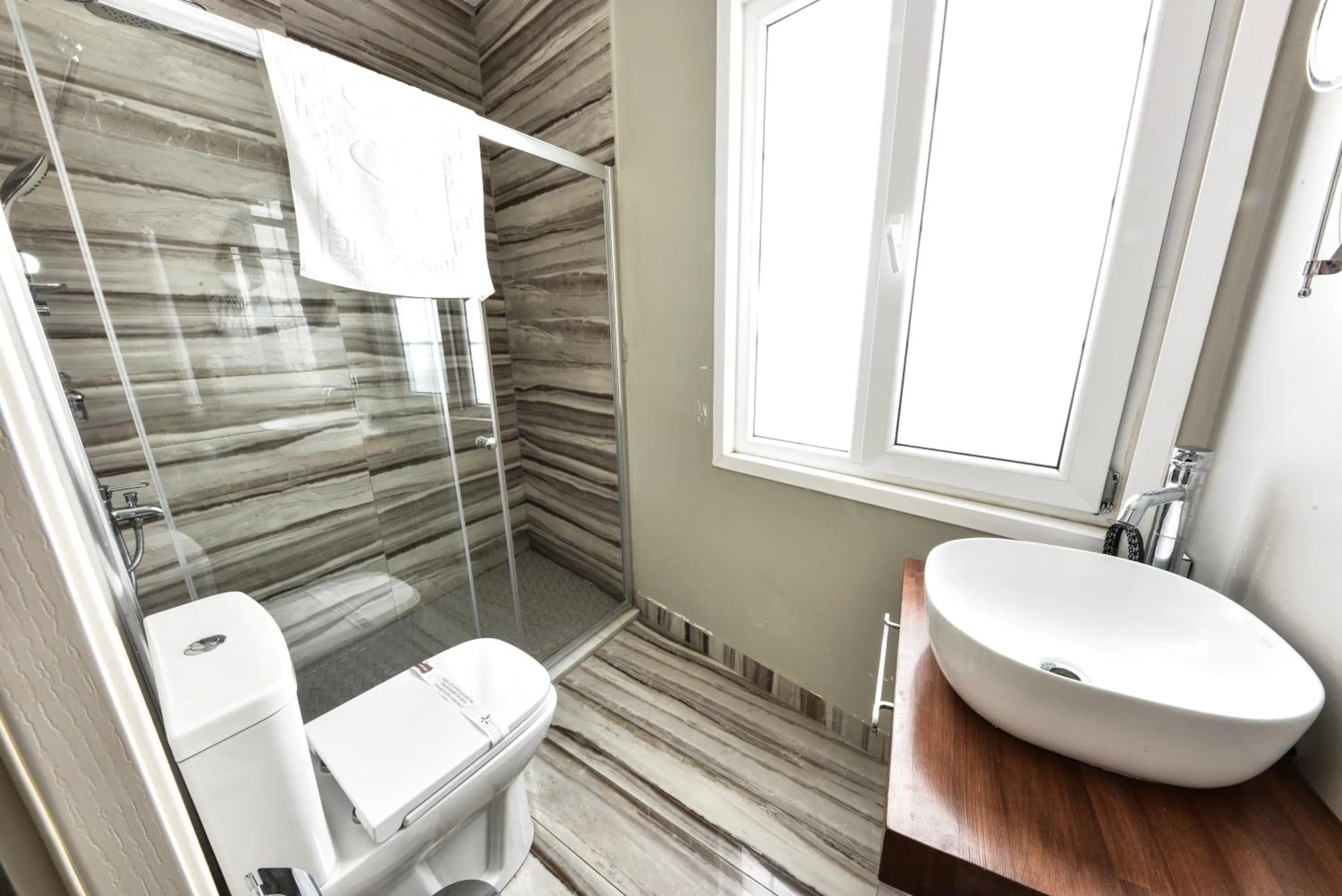 Bathroom in Almina Guest House