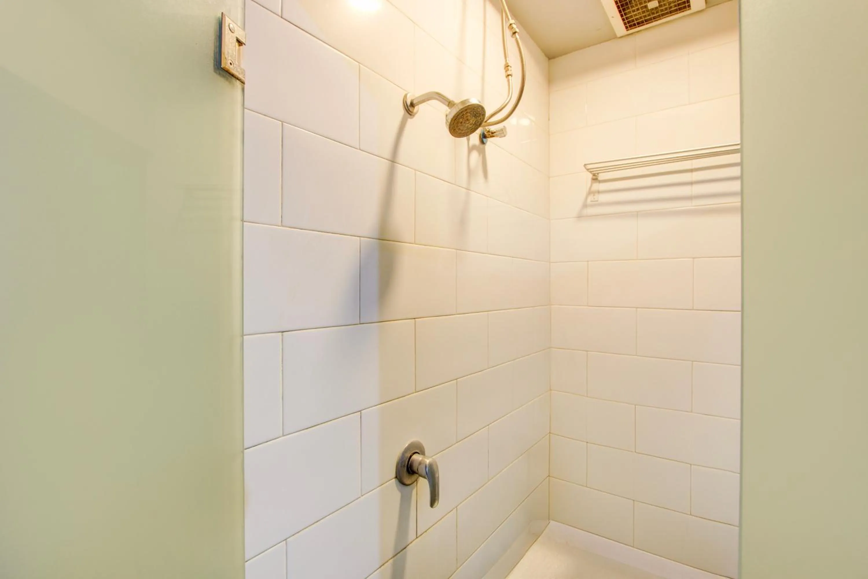 Bathroom in Hotel O Tegal near near Pacific Mall Tegal formerly Hugo Suites Family