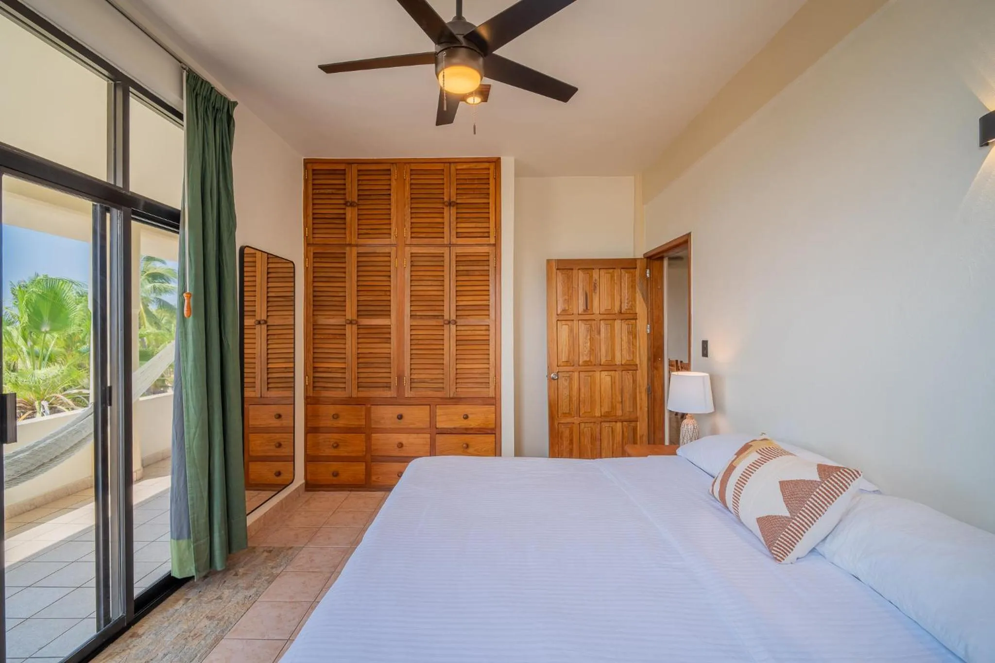 Bed in Pacífico Surf
