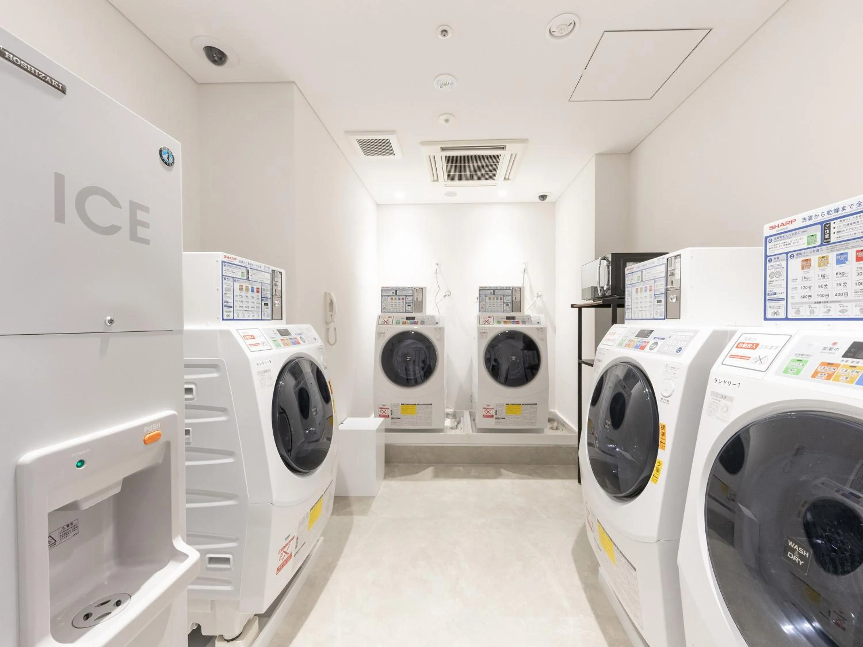 Area and facilities in Brackets Hotel Osaka Hommachi