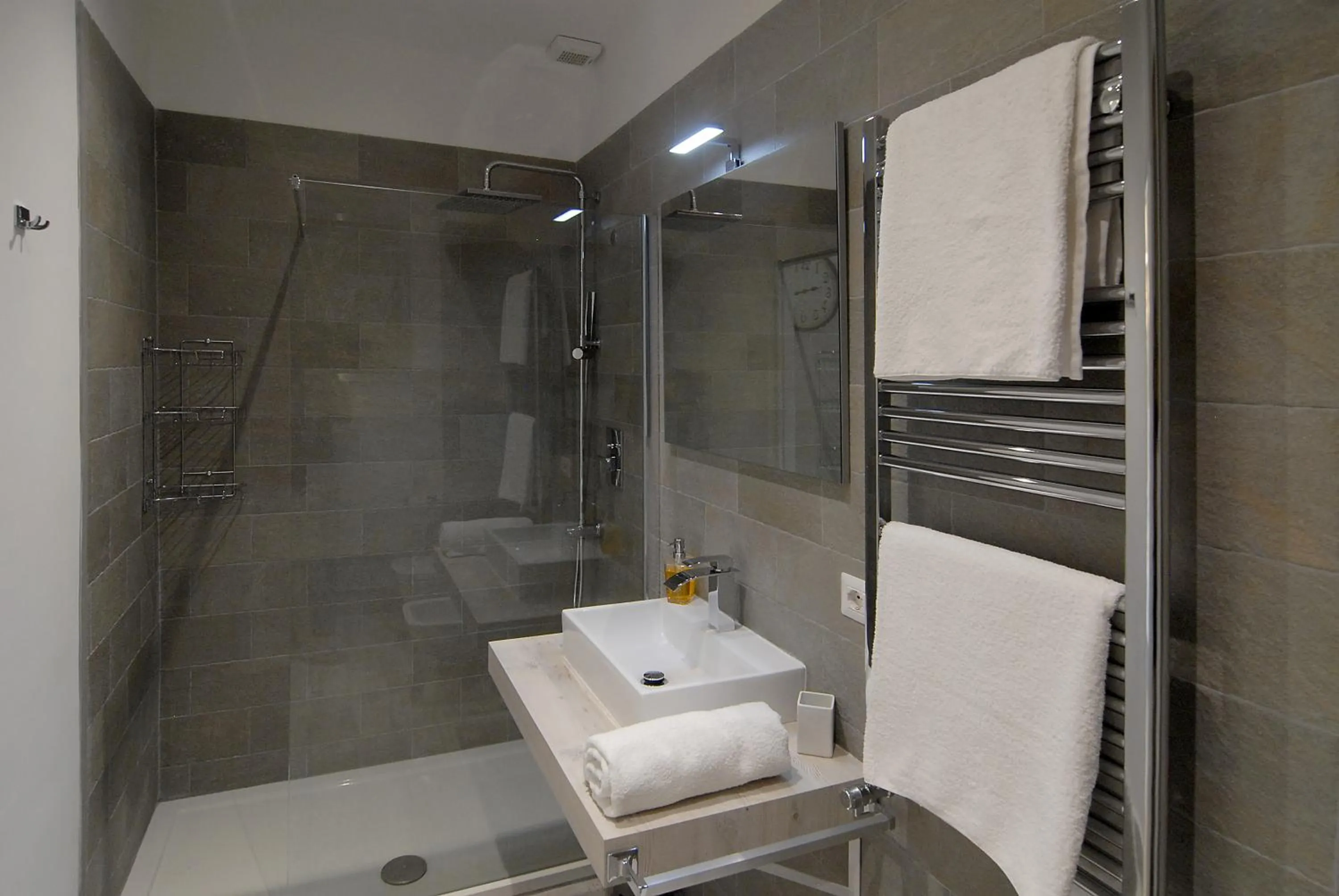 Bathroom in B&B Tiburtina Garden
