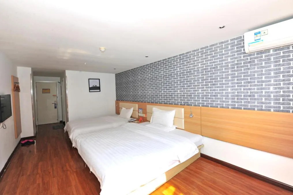 Bed in 7Days Inn Xi'an East Street Zhangxueliang Memorial Hall East Door