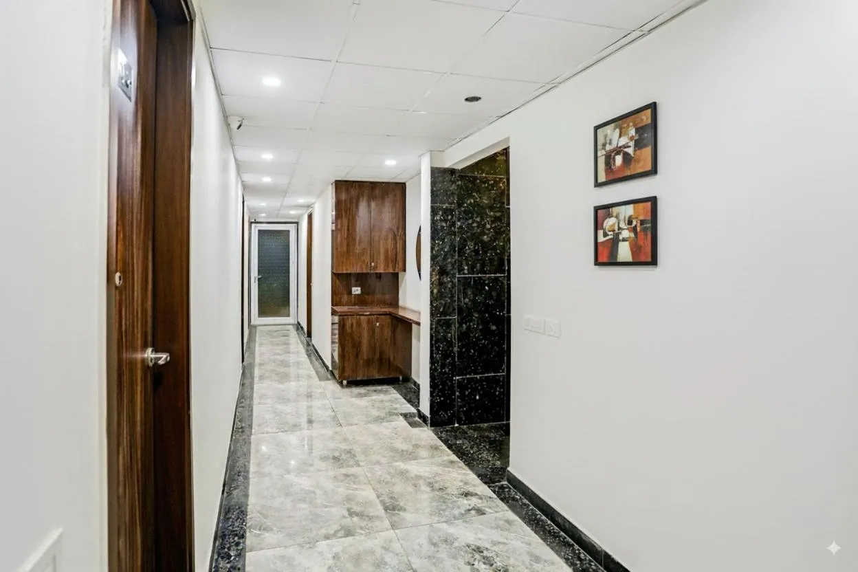 Hotel HomeAste 001 Near Yashobhoomi Convention Center