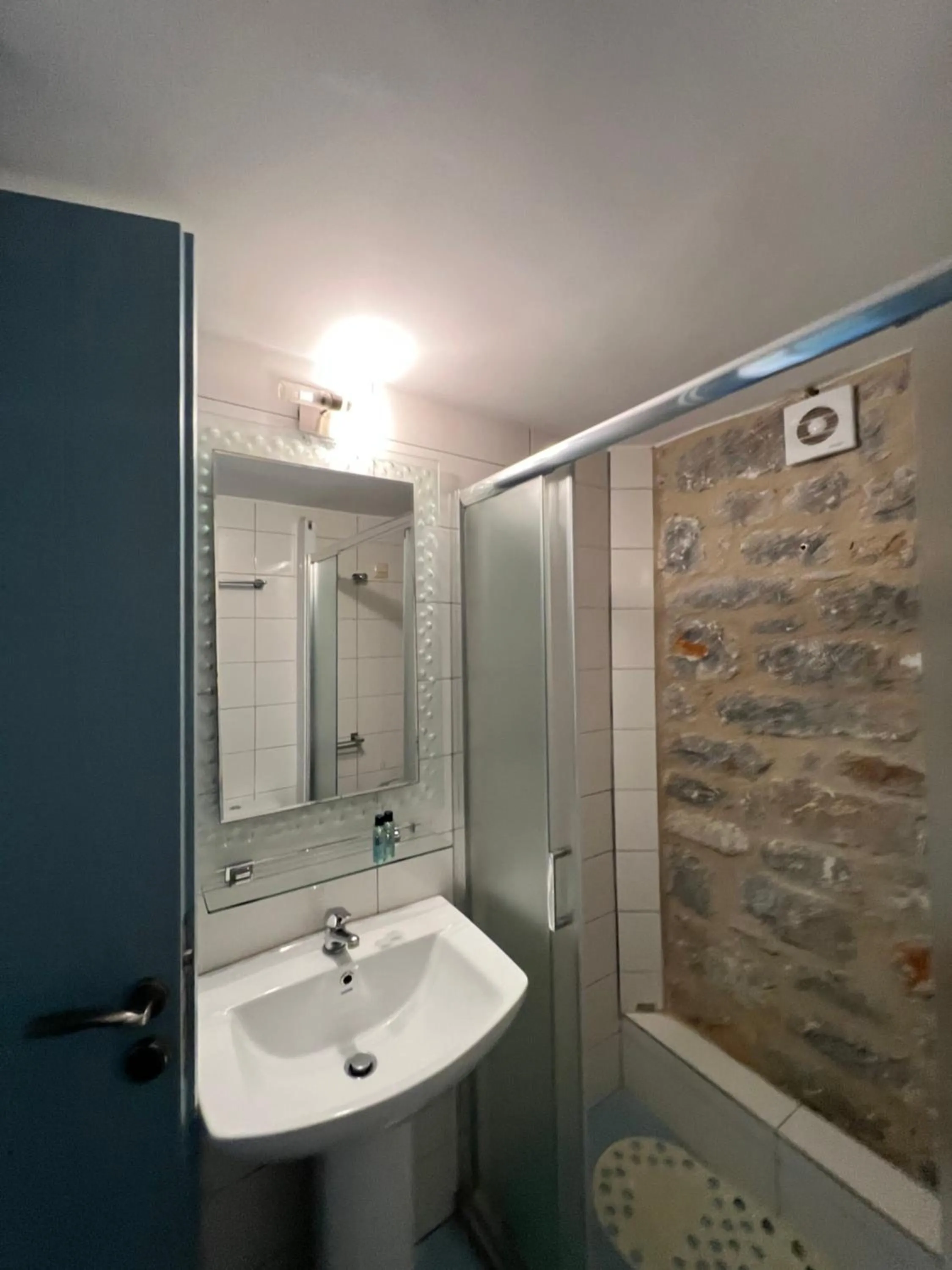 Koukouri Suites