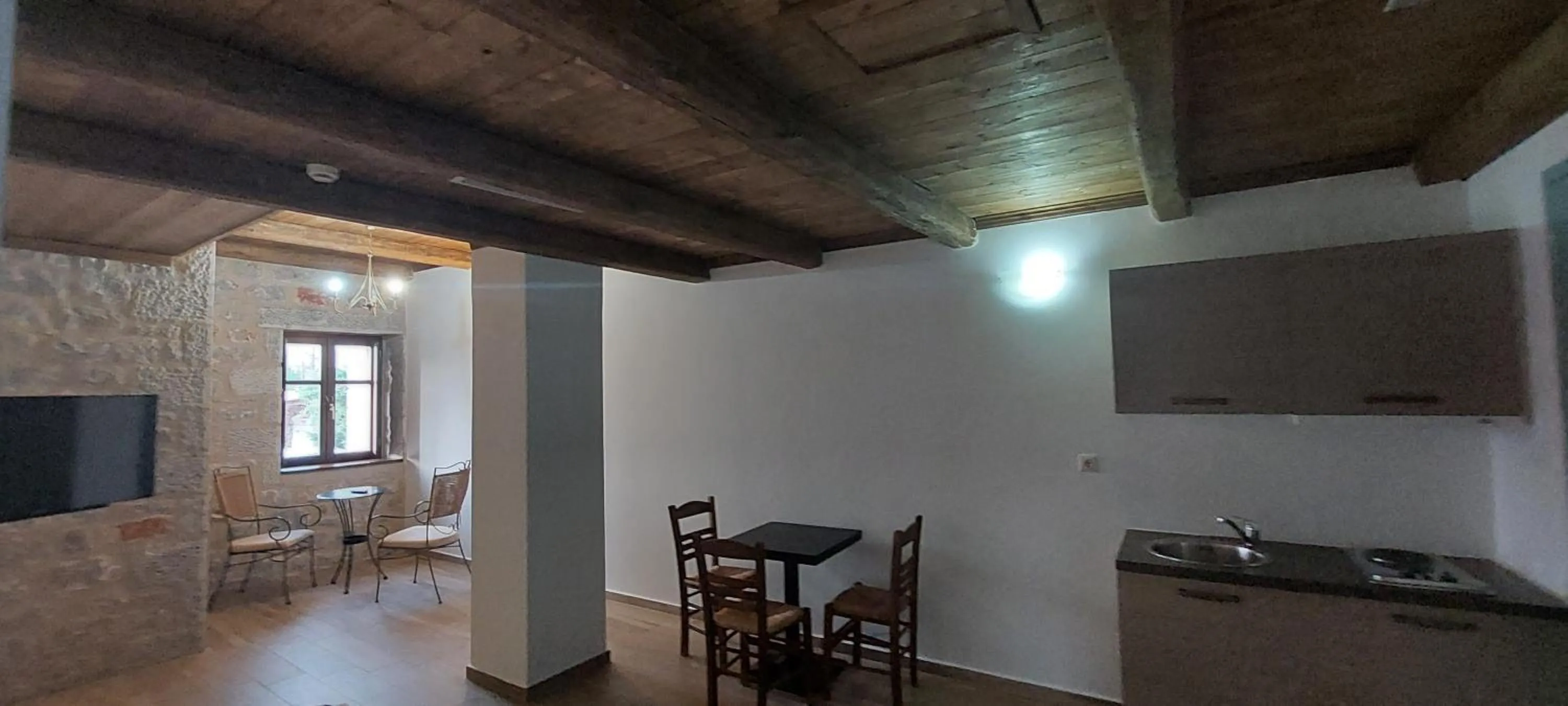 Koukouri Suites