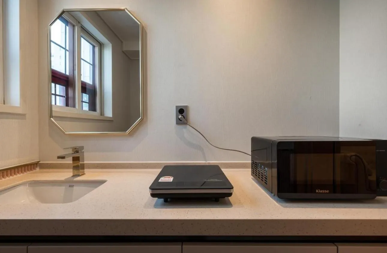 Coffee/tea facilities in Hotel Ravi