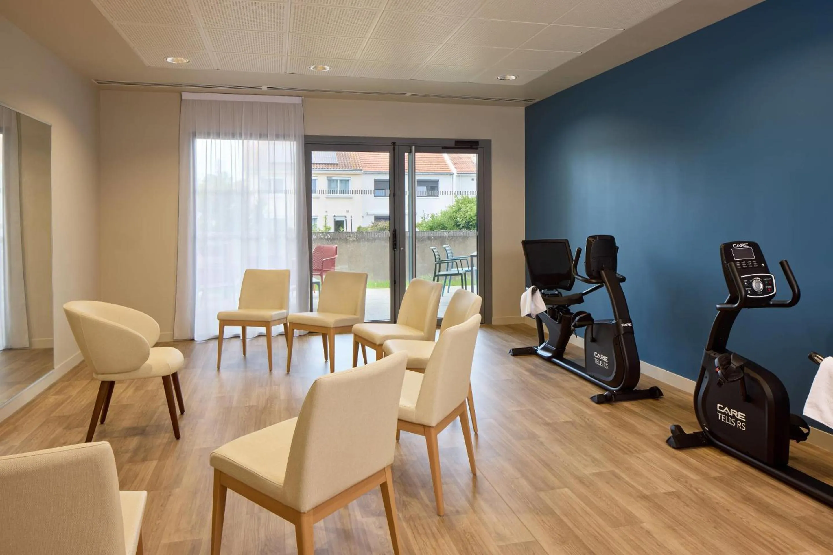 Fitness centre/facilities in Quality Aparthotel Cholet