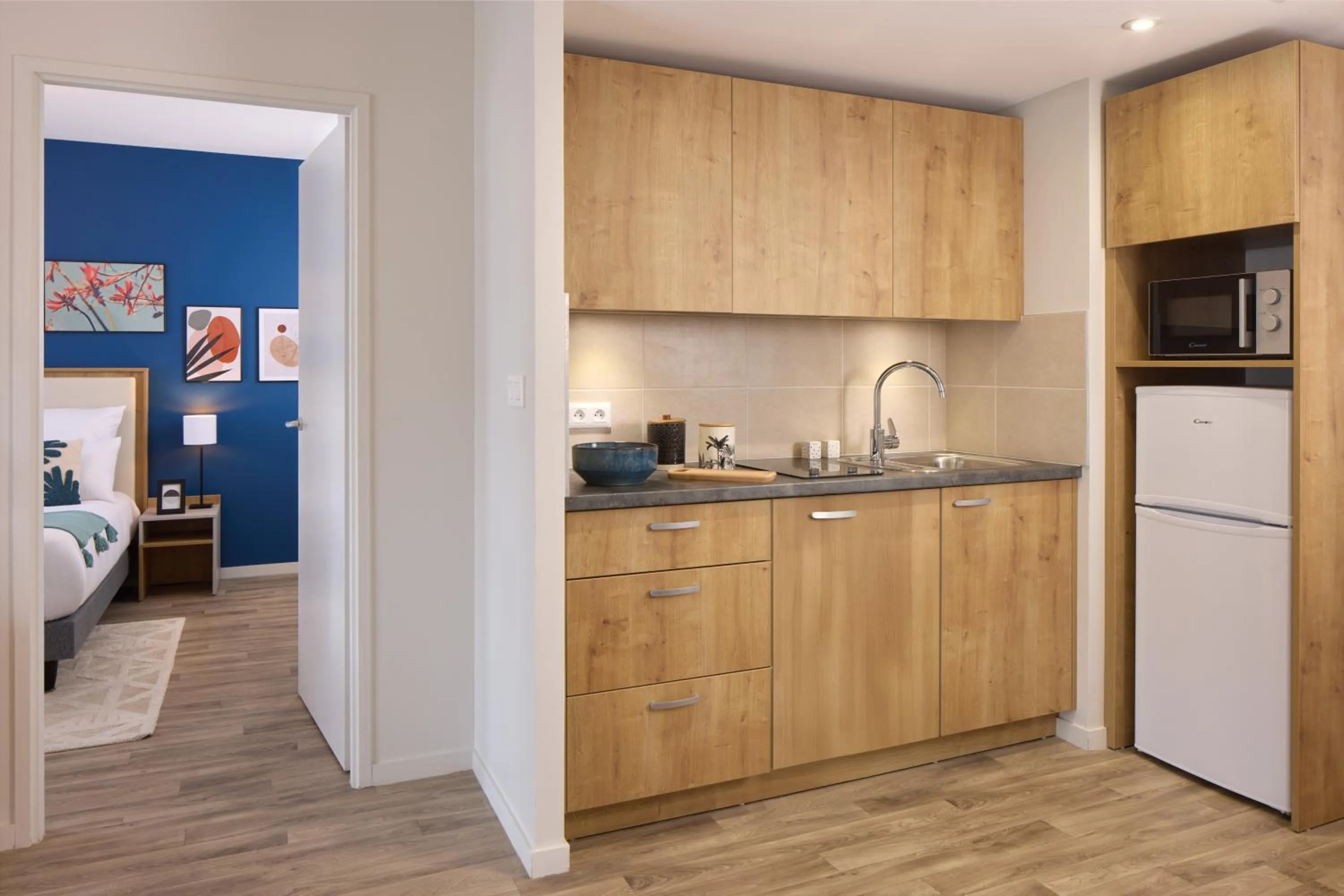 Kitchen or kitchenette in Quality Aparthotel Cholet