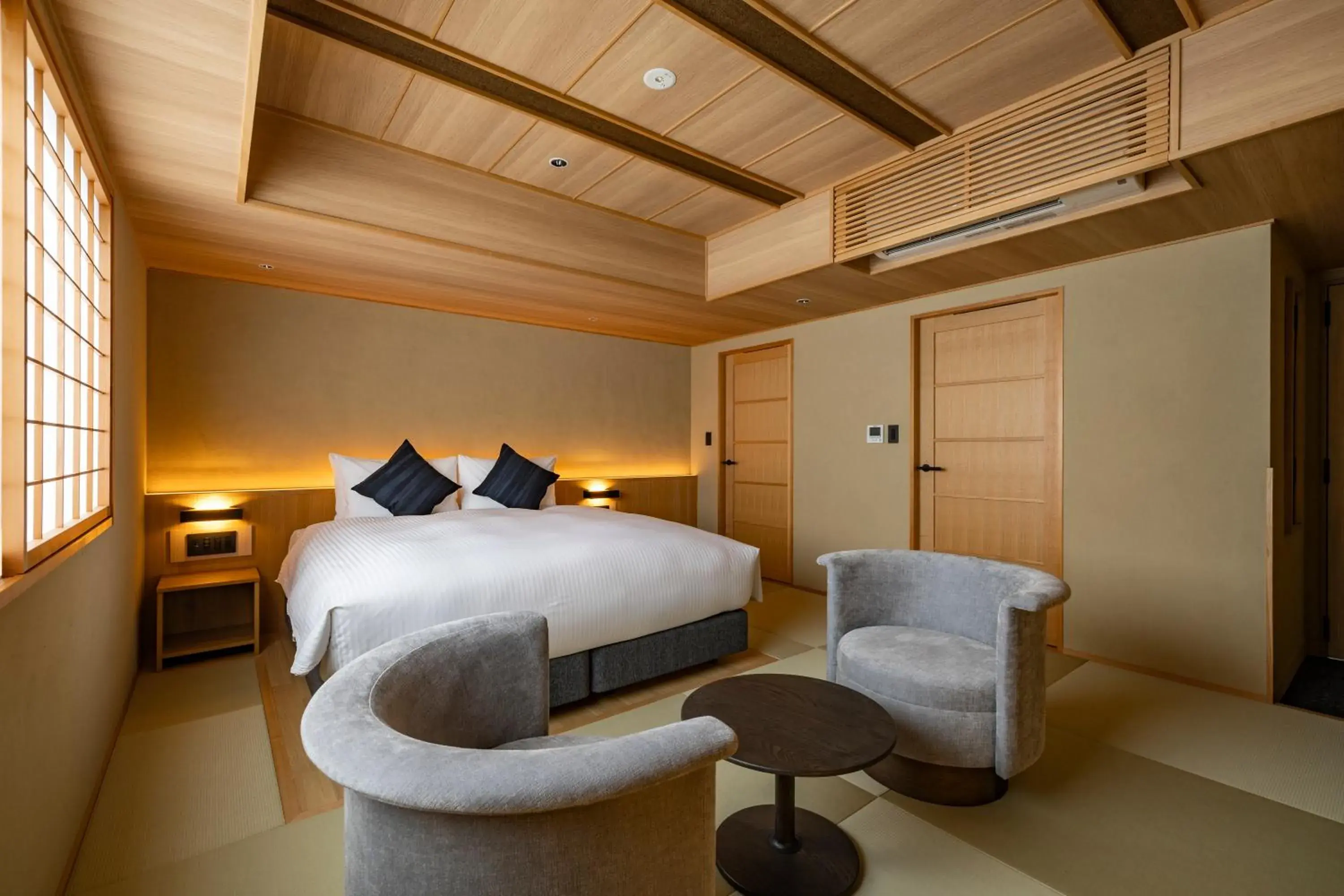 Deluxe King Room (44㎡) in yugen kyoto shijo Deluxe King Room (44㎡) in yugen kyoto shijo