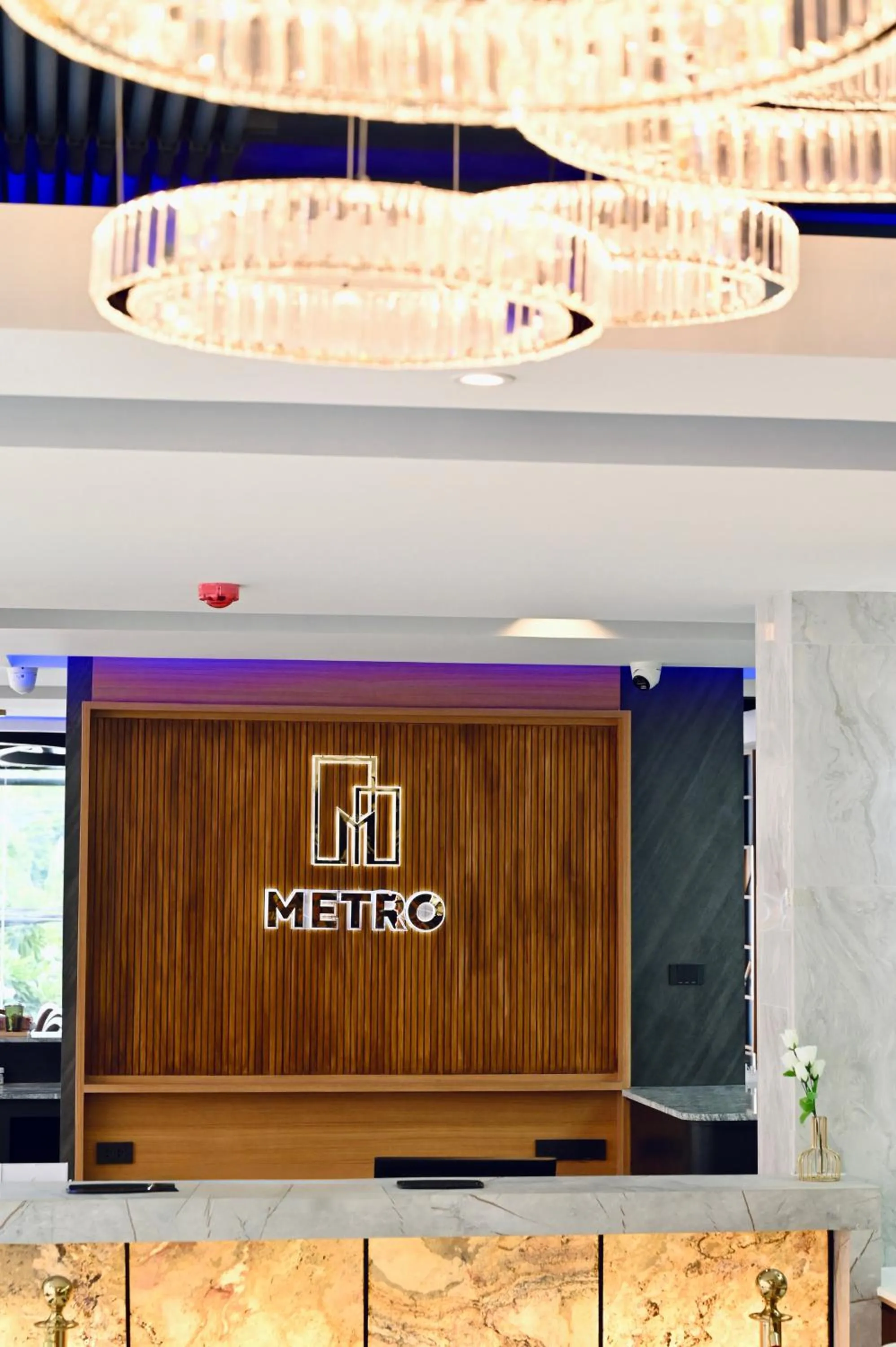 Property logo or sign in Metro Hotel Phahonyothin 35